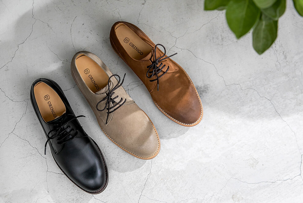 俯視反毛皮棕色、反毛皮灰色、黑色商務德比休閒鞋