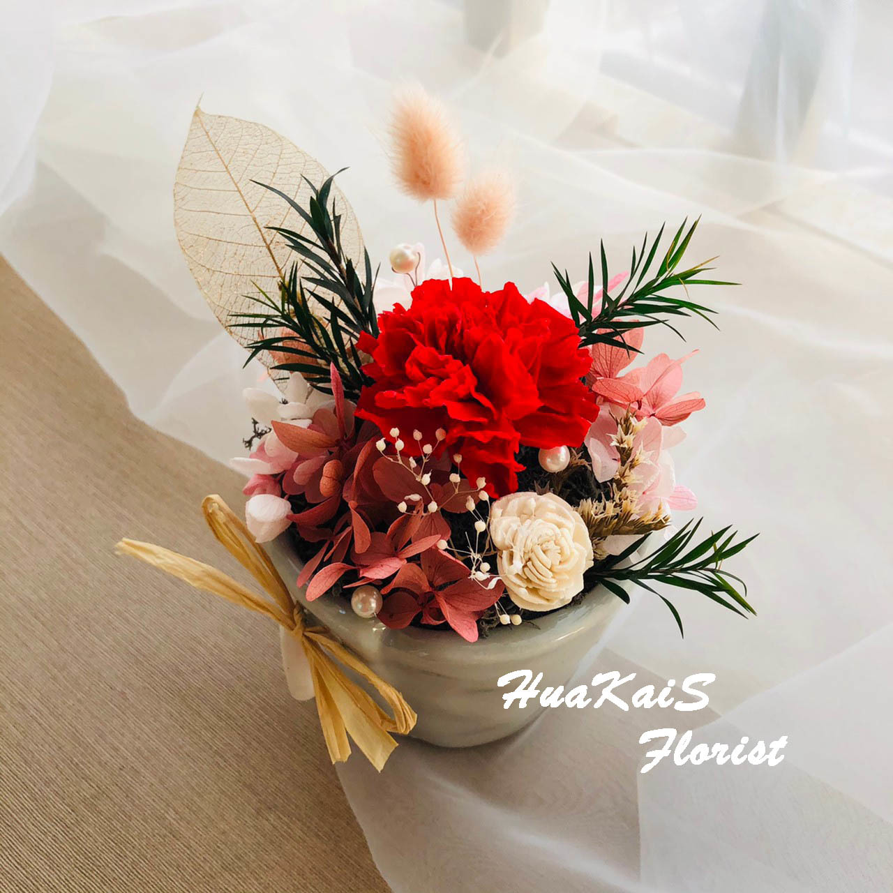 康乃馨盆栽|迷人紅康乃馨桌花|母親節盆栽|小資送禮|永生花康乃馨