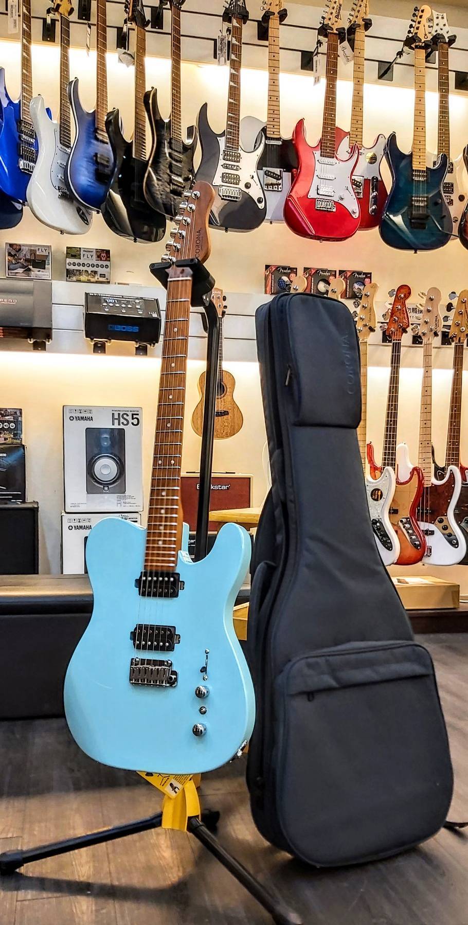 CORONA MODERN PLUS T DHB 雙雙TELE琴身 小搖座電吉他 海豚藍 24格燻烤楓木指板 鎖定式弦鈕 (附搖桿、原廠琴袋)