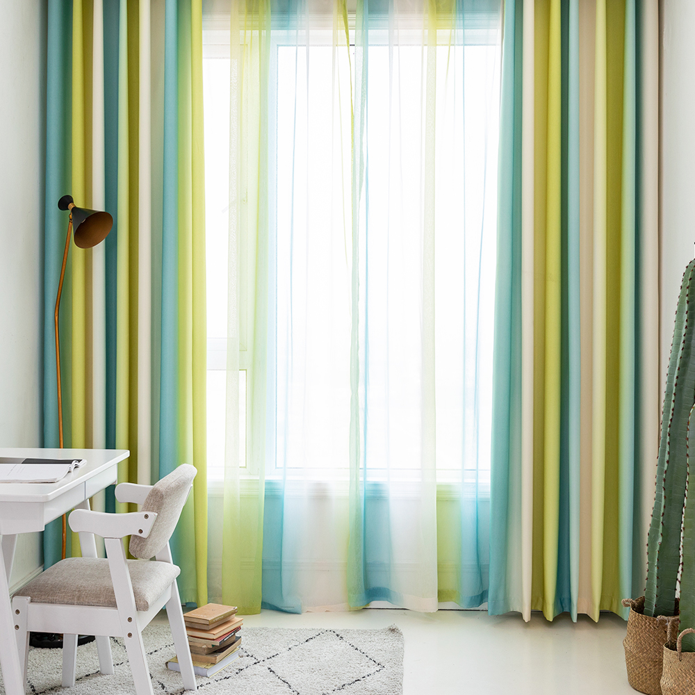 漸層綠 • 半透光窗簾