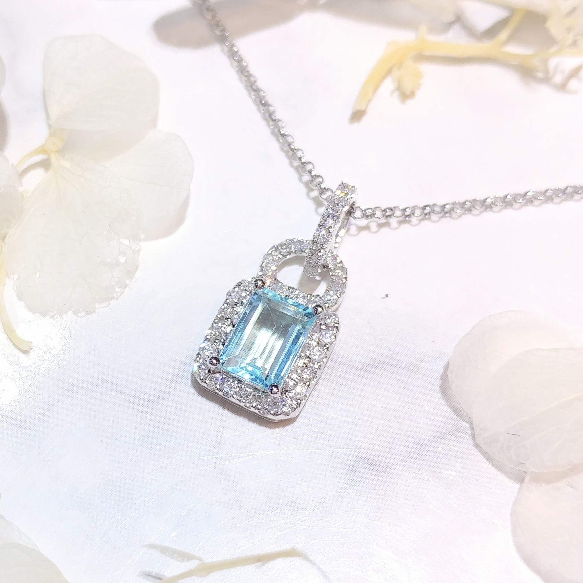 全新18K白金【單粒70份帕拉伊巴碧璽】配24份鑽石吊墜