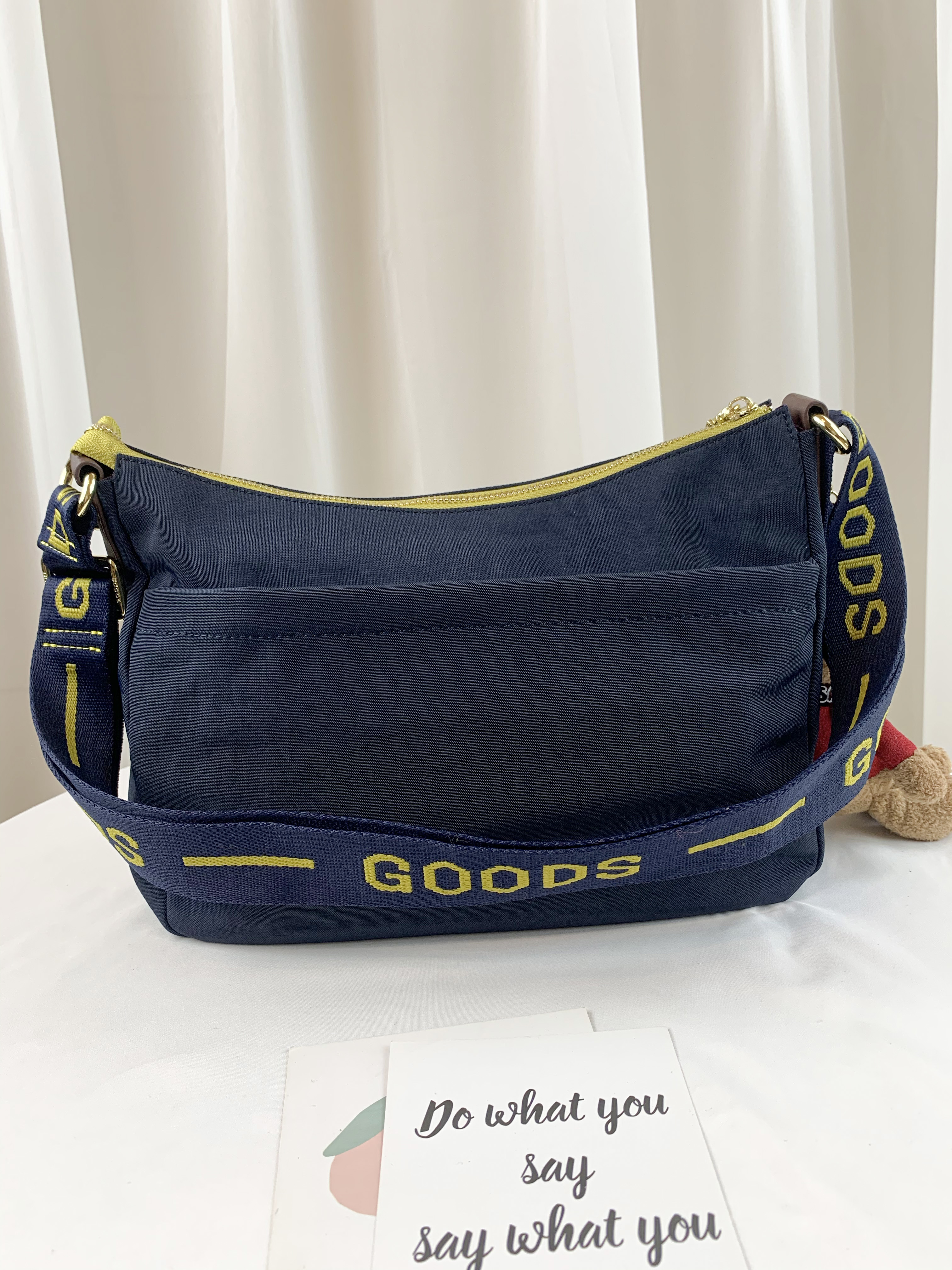 GOODS 織帶黃藍 丹寧防潑水側背包 附小熊吊飾 #2638