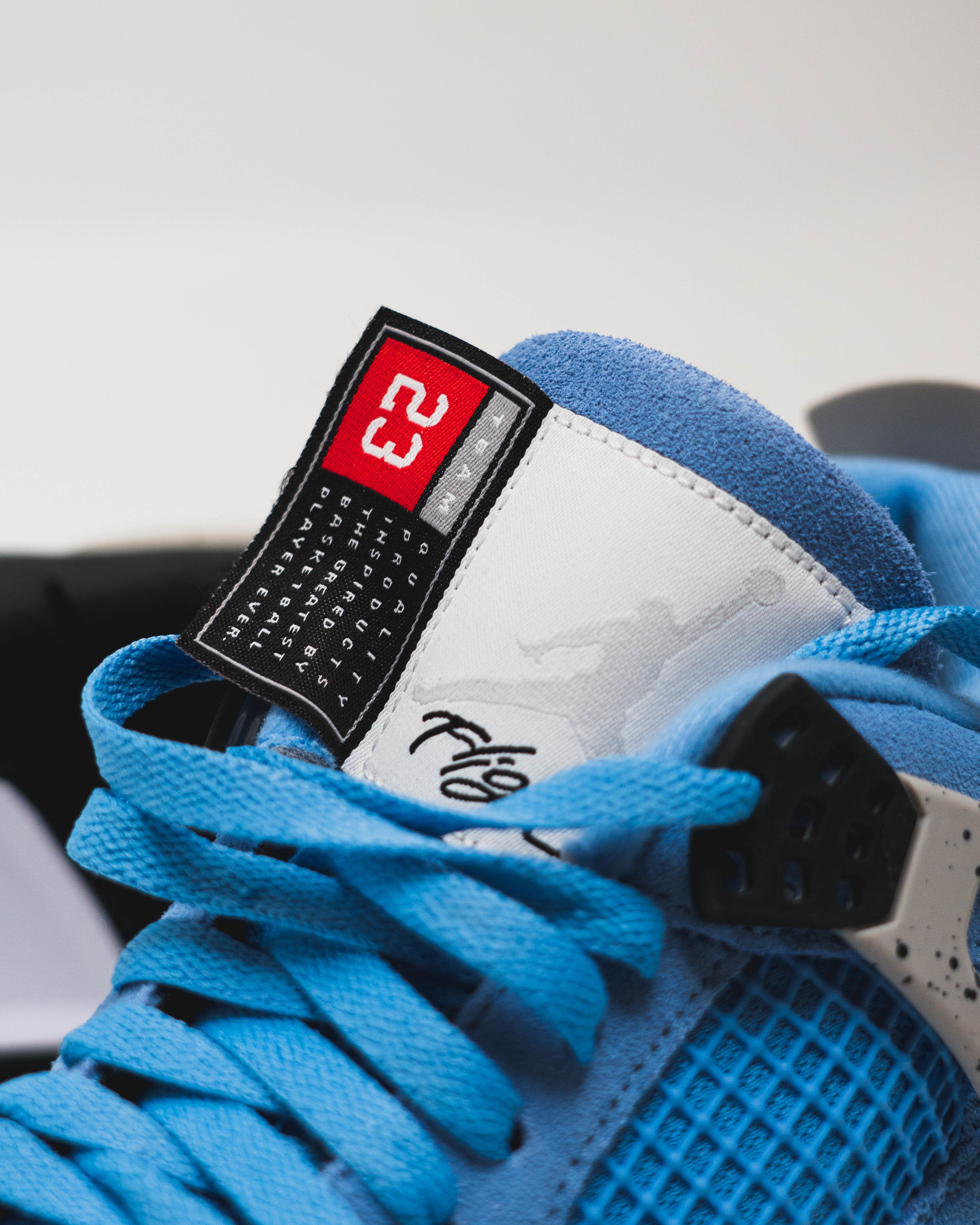 Air Jordan 4 Retro 
