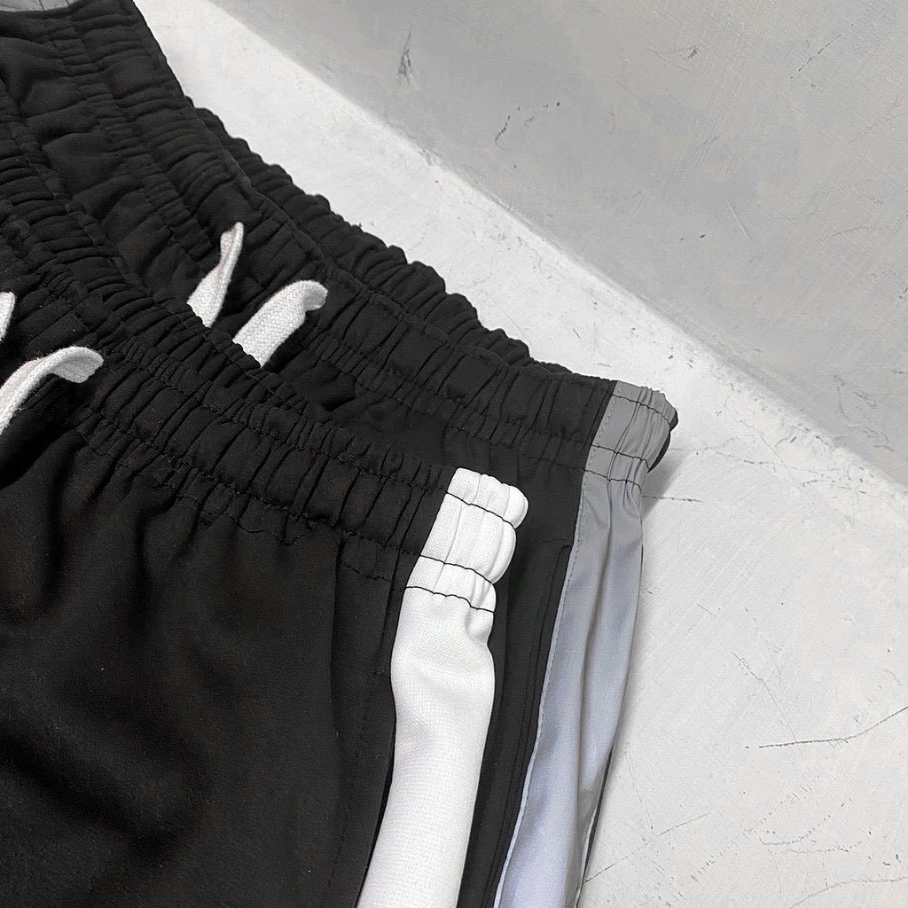 休閒褲 / 運動褲 / 彈性好穿 / 短褲 / 反光 / 3M反光 / 百搭款 短褲