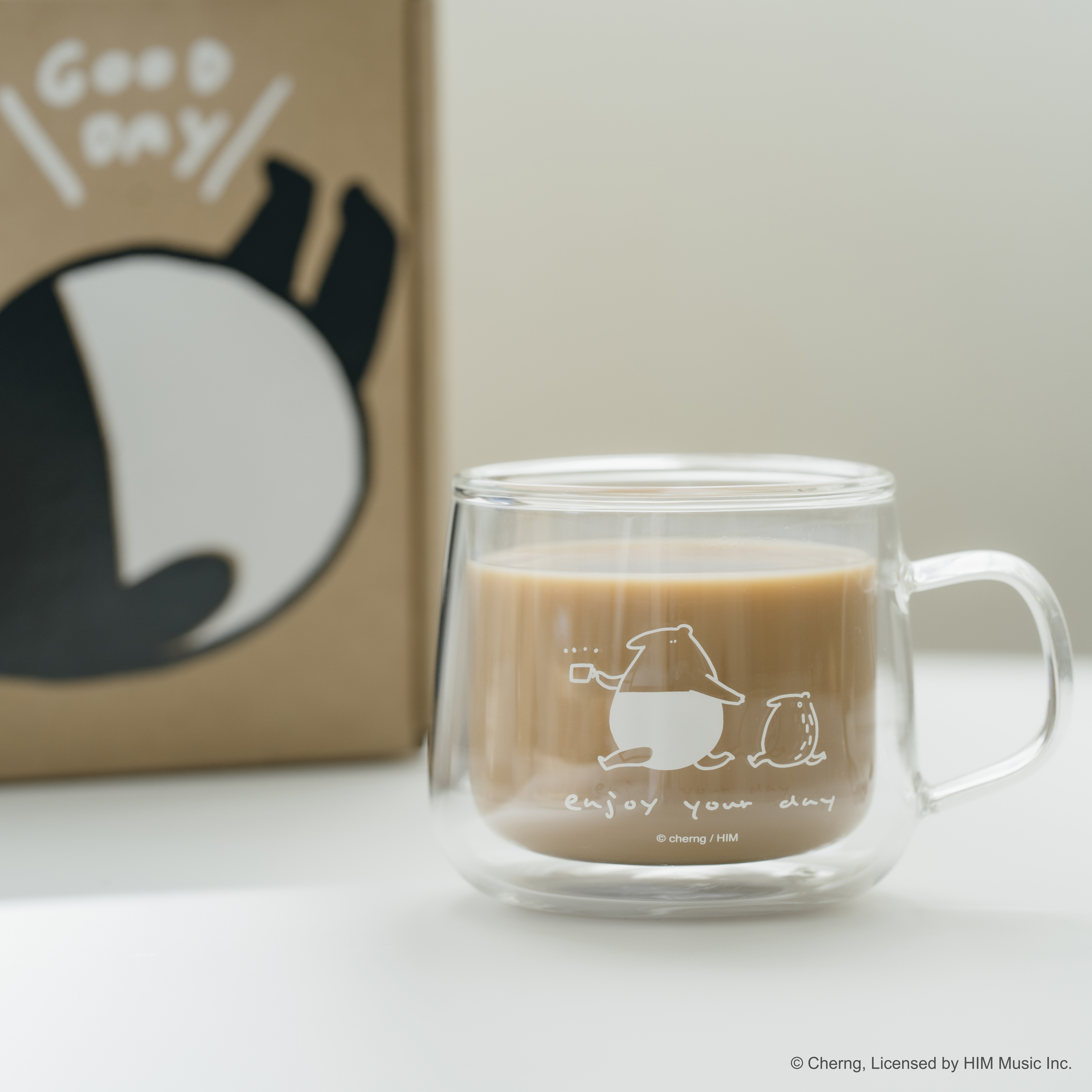 (獨家)【慢慢挑x馬來貘「喝一杯就是好日子禮物組」一起喝一杯款】含300ml雙層玻璃杯1個＋紅茶牛乳6入|A.一起喝一杯款