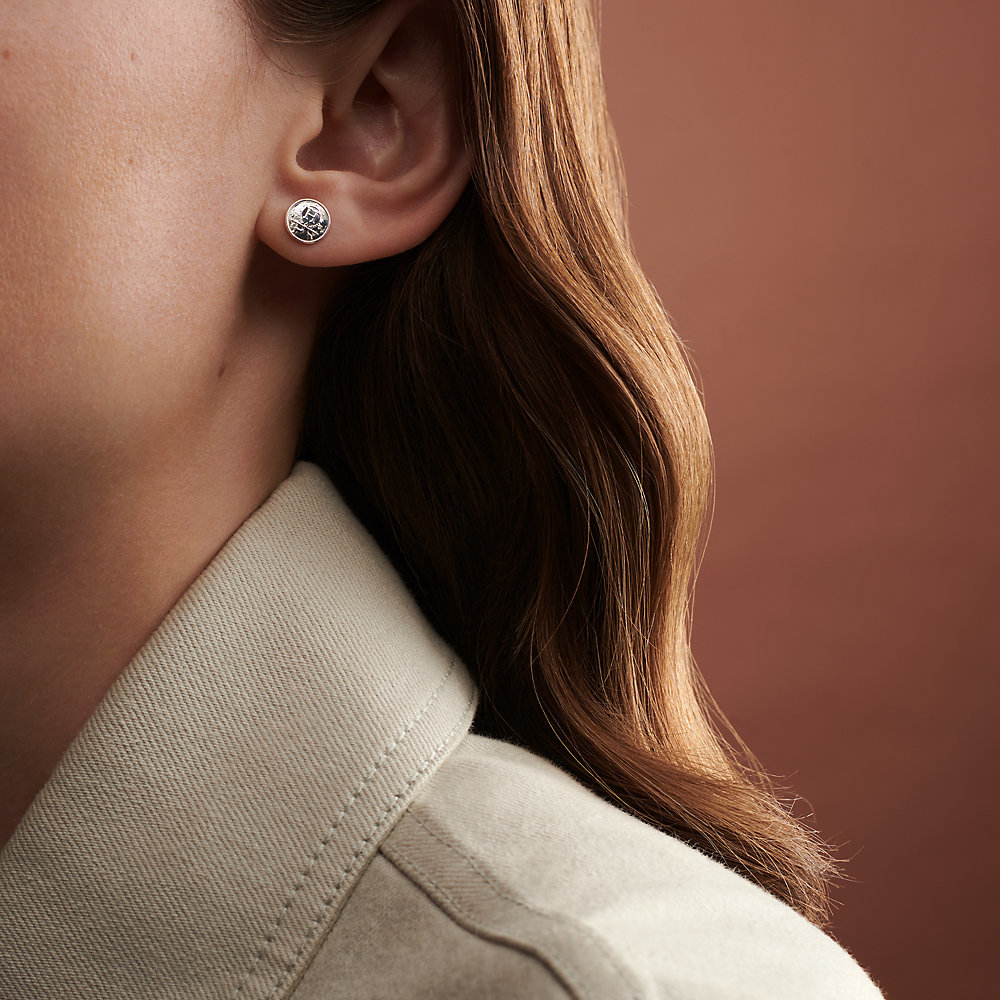 洗練さと共に☆HERMES Ex-Libris earrings small model Hermès Ex-Libris earrings, very small model | Hermès USA