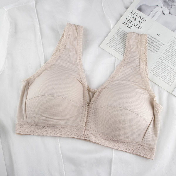 理想人生。前扣無鋼圈舒適內衣 A.B.C罩