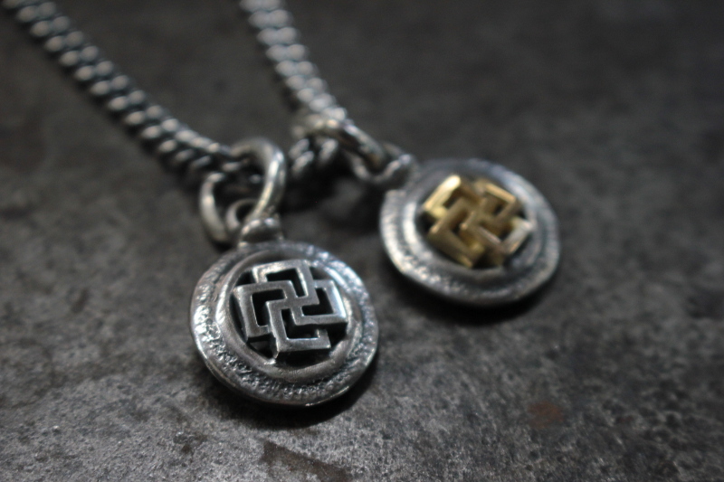 FCT-102 圓頂/幸運十字吊墜