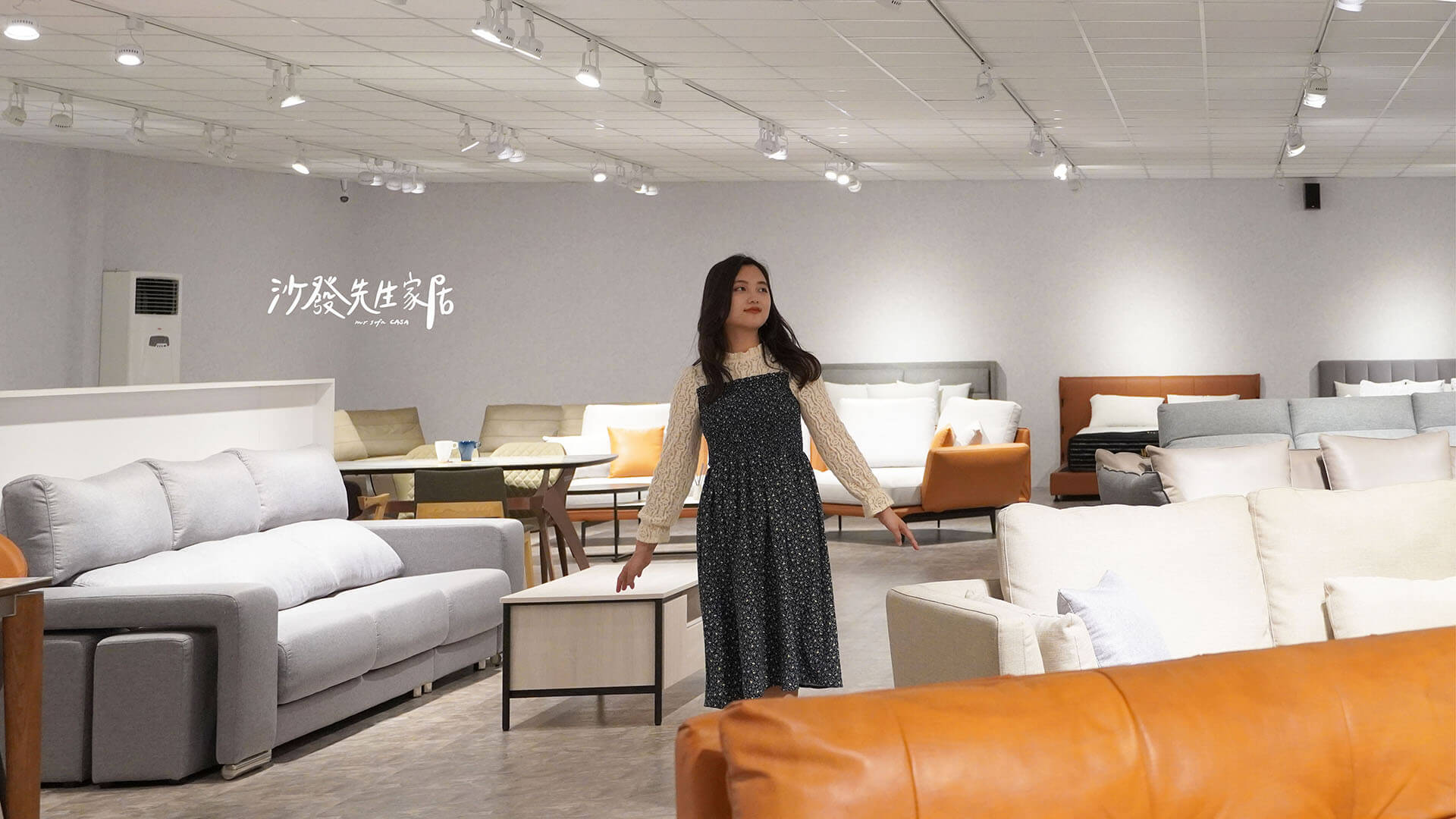 沙發先生家居台中館經過全新裝潢後在４月重新開幕