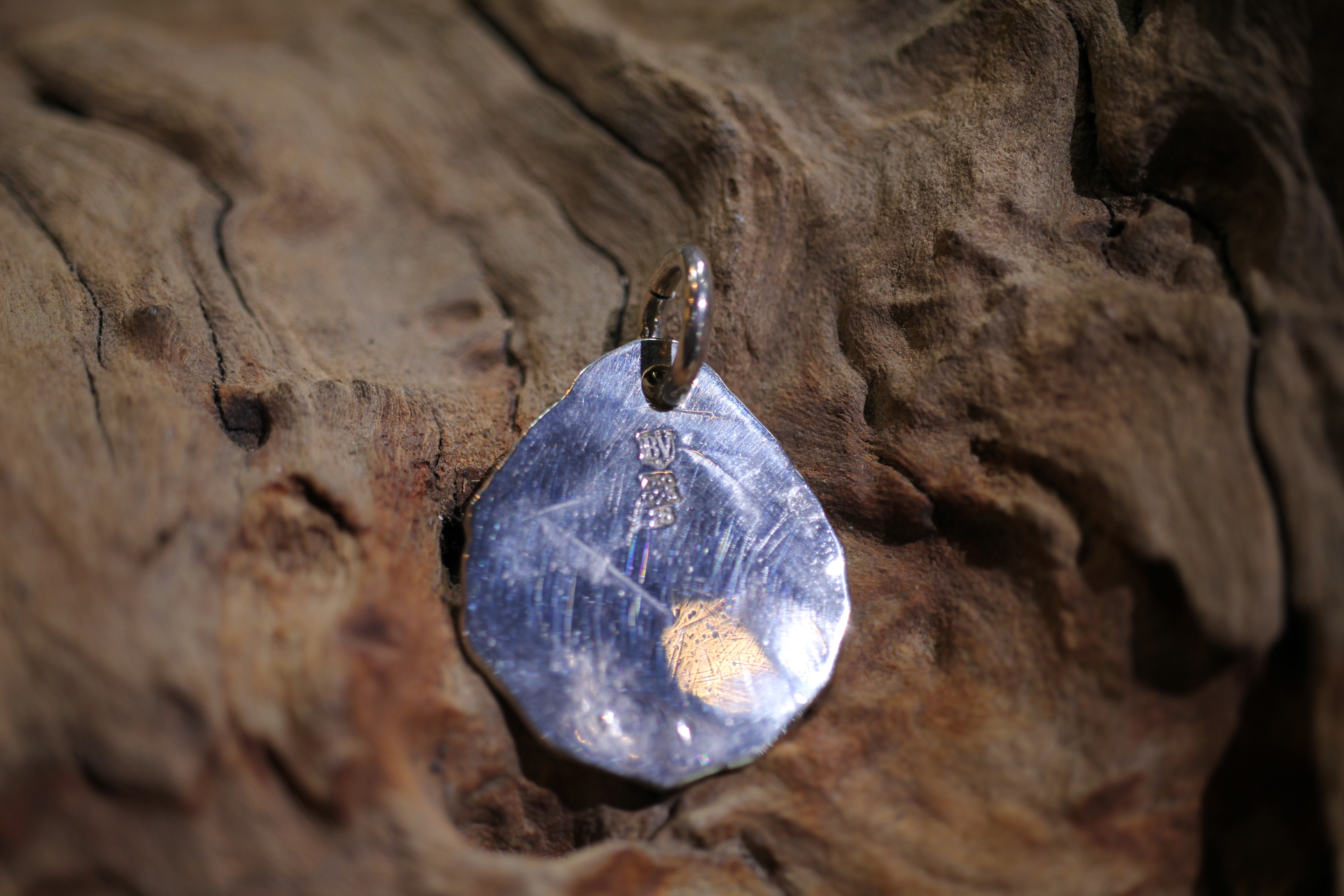 Black Venom Jewelry- Freedom & Prayer 18K鎏金打印銀餅(L)。