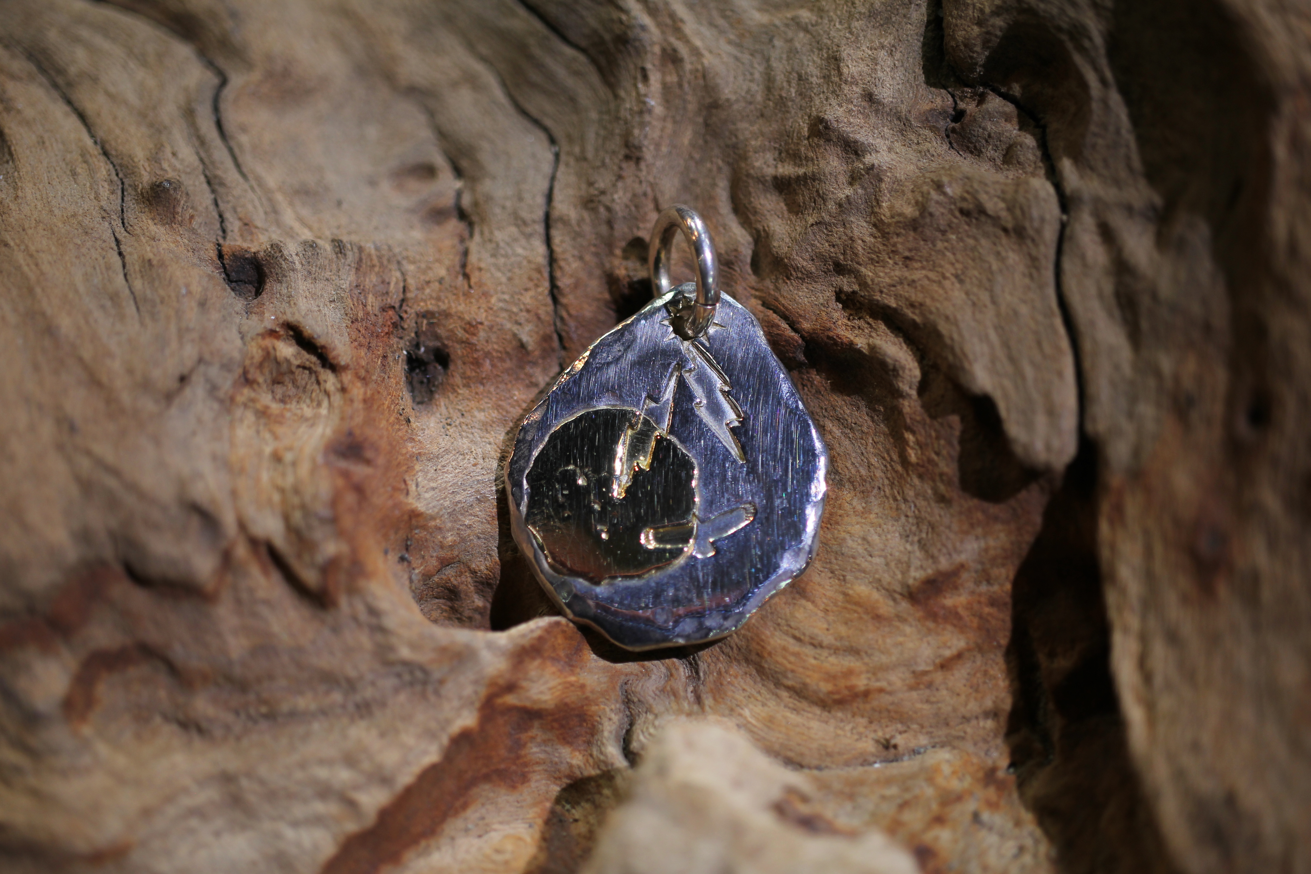 Black Venom Jewelry- Freedom & Prayer 18K鎏金打印銀餅(L)。