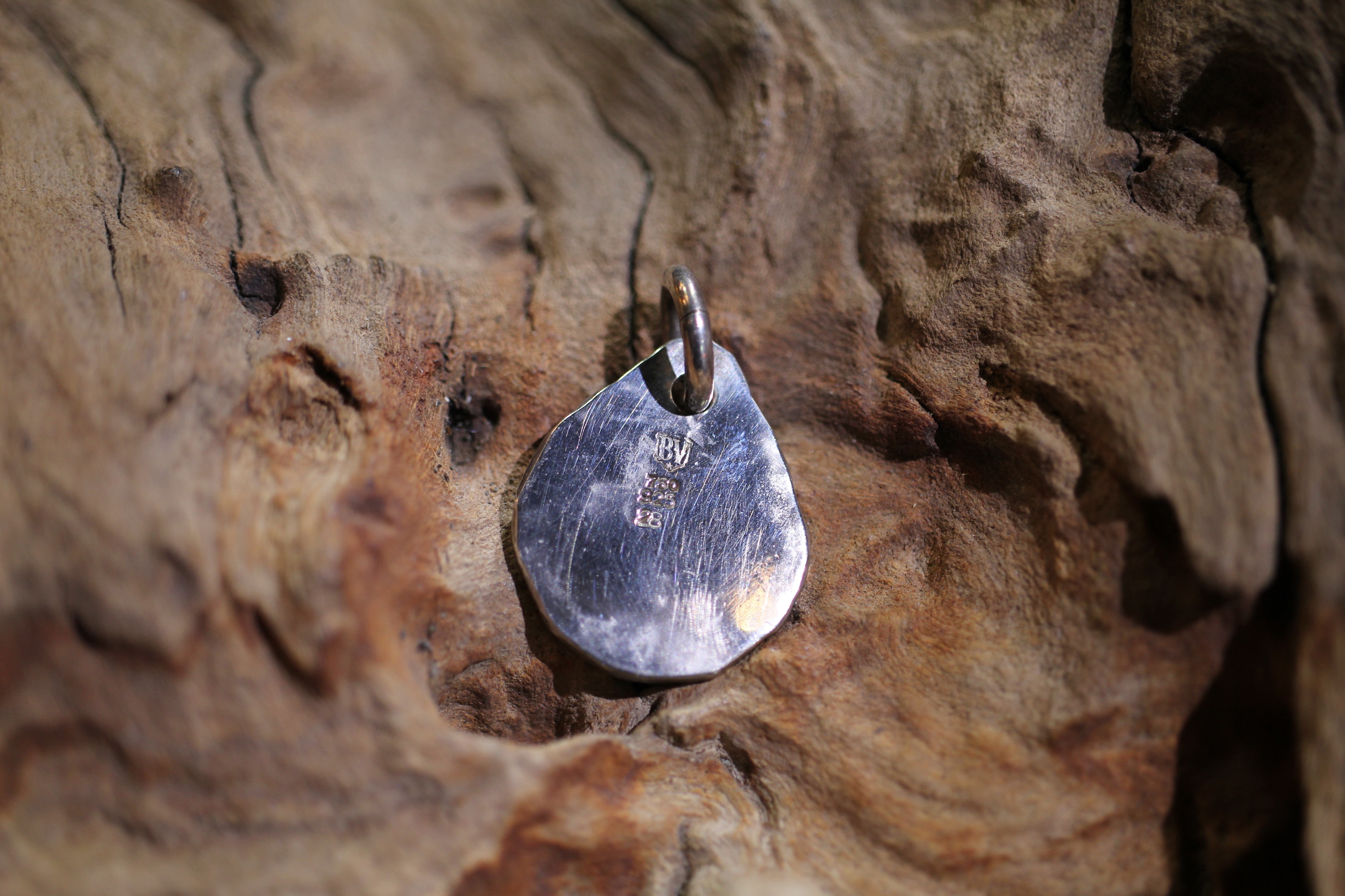 Black Venom Jewelry- Freedom & Prayer 18K鎏金打印銀餅(M)。