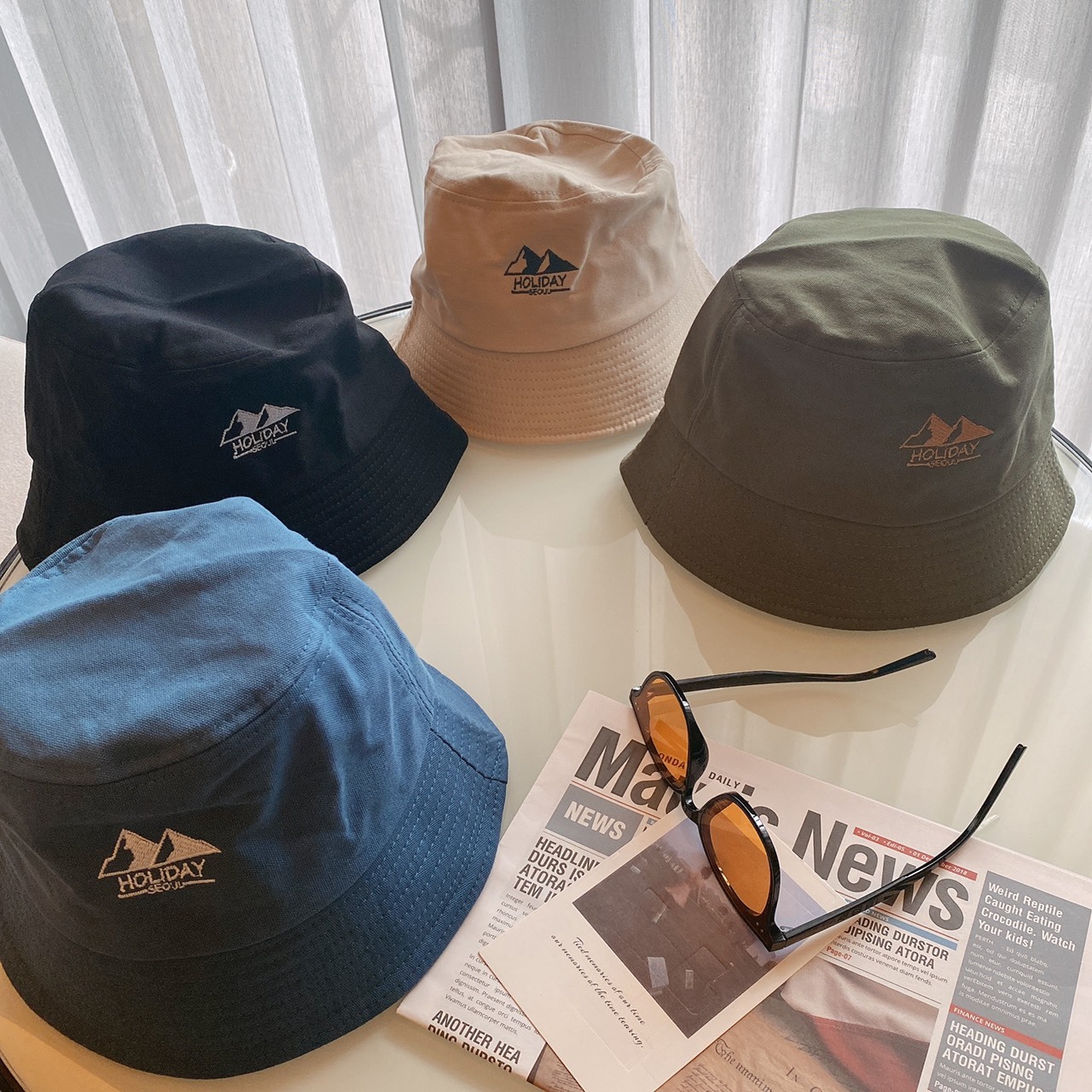 Holiday歡樂假期漁夫帽/四色