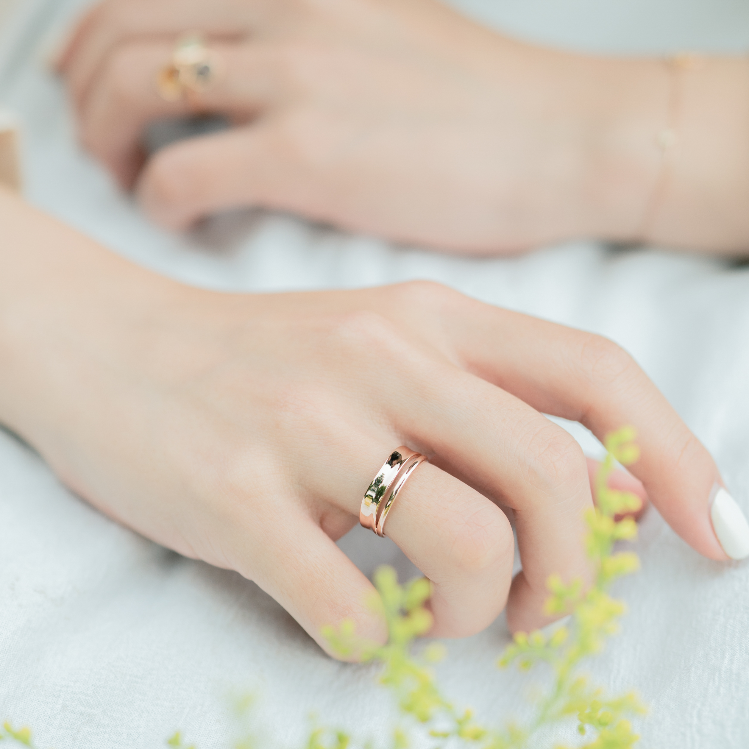 曲線雙層感寬戒