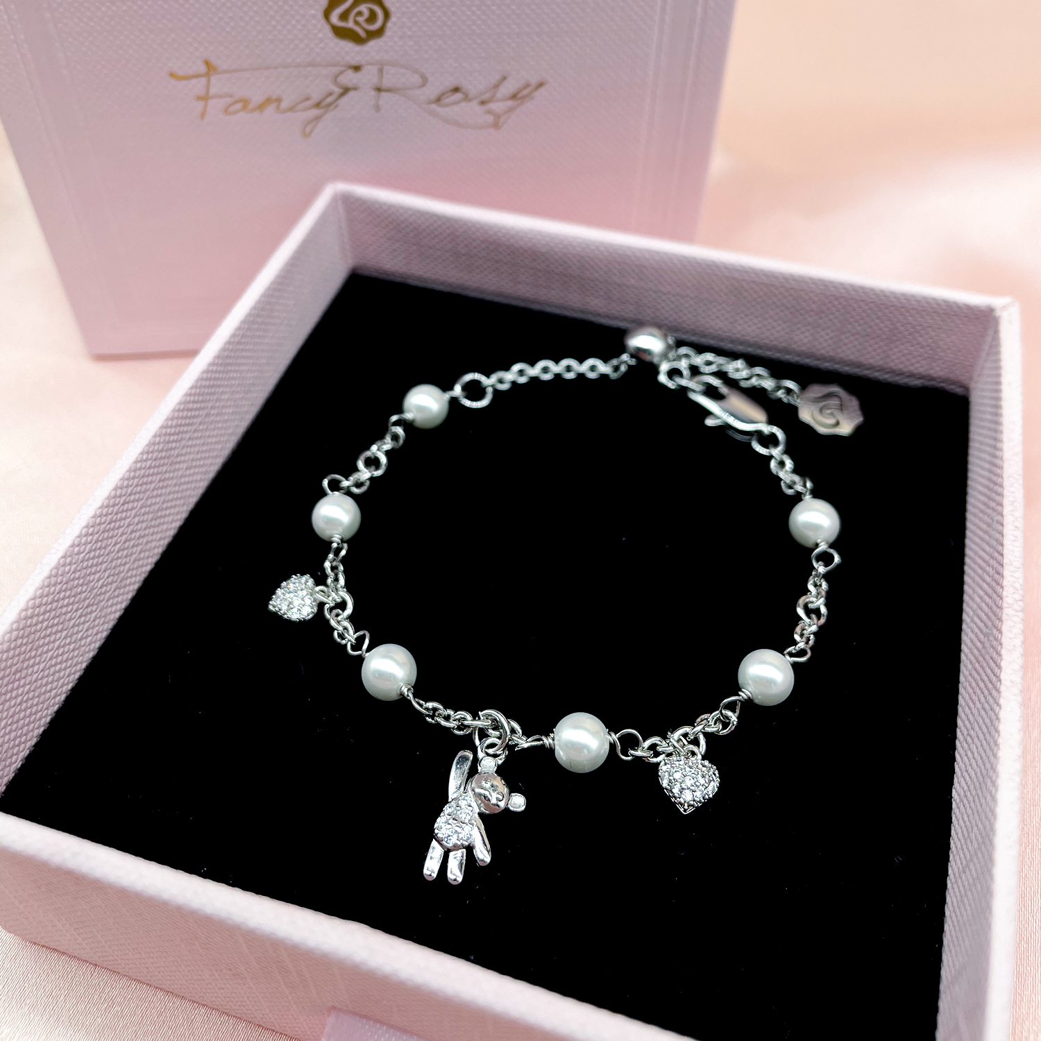 Bear Pearl Bracelet (Silver)
