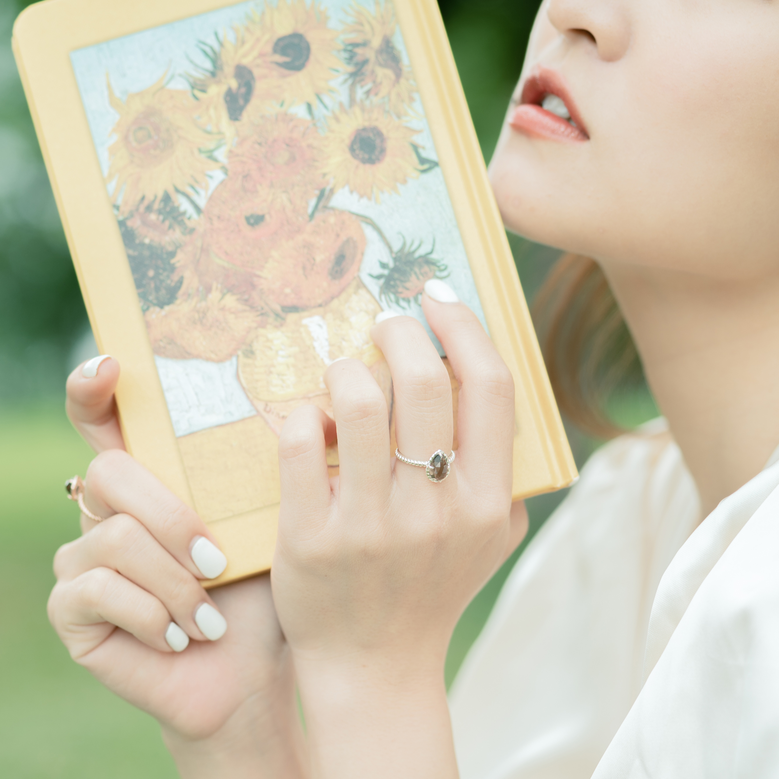 麻花大三爪水滴茶晶戒指