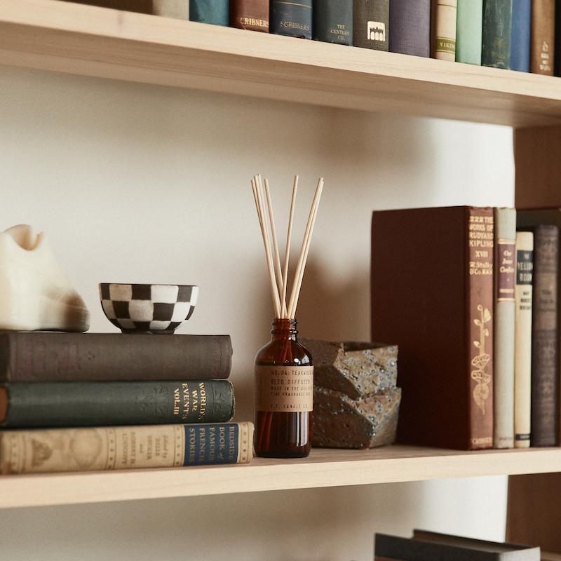 No.04 Teakwood & Tobacco 柚木菸草 室內擴香 - P.F. Candle Co.