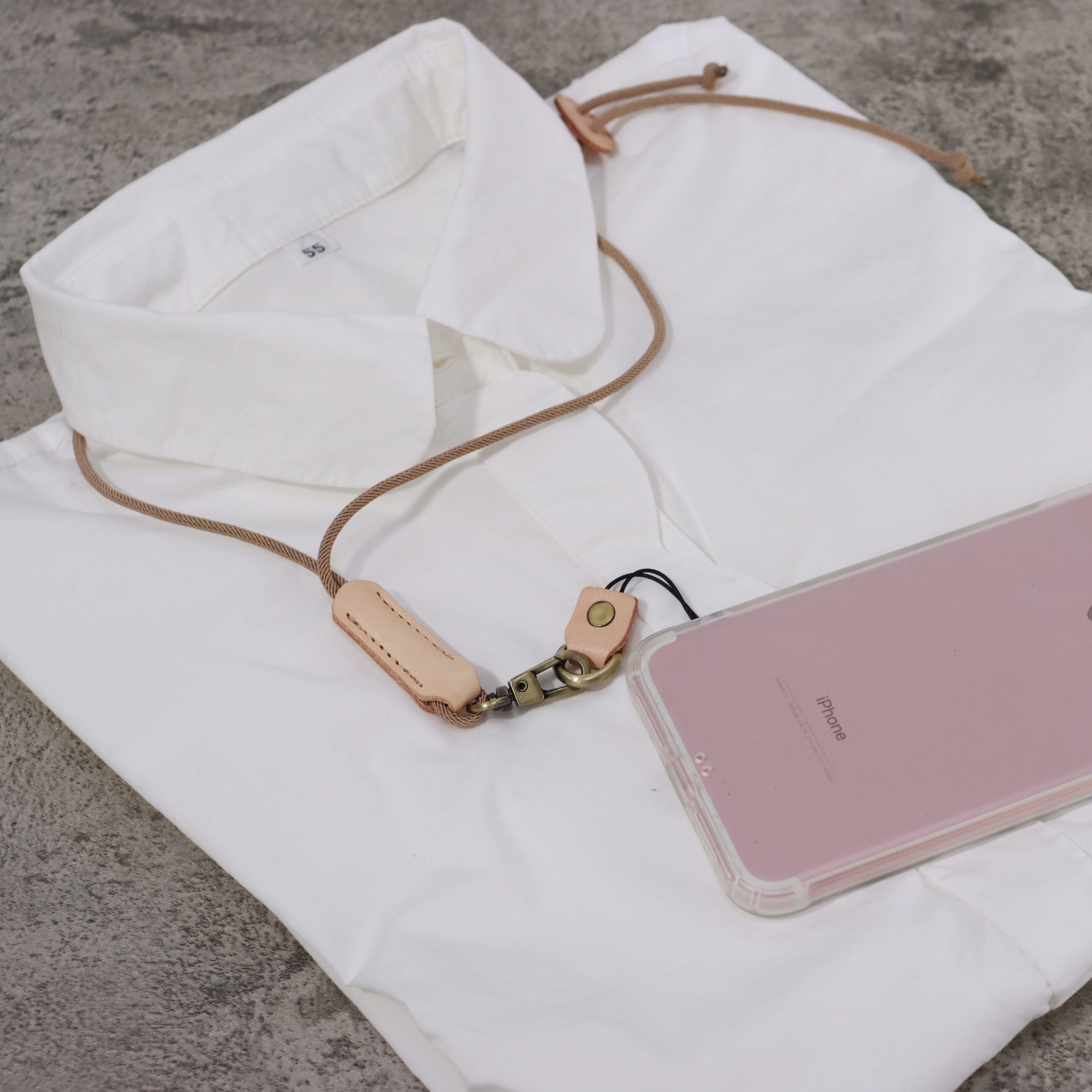 真皮牛皮手機吊繩 識別證套掛繩 會越用越油亮的皮料