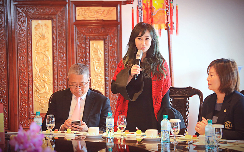 MILLS,米爾斯,張珉珉