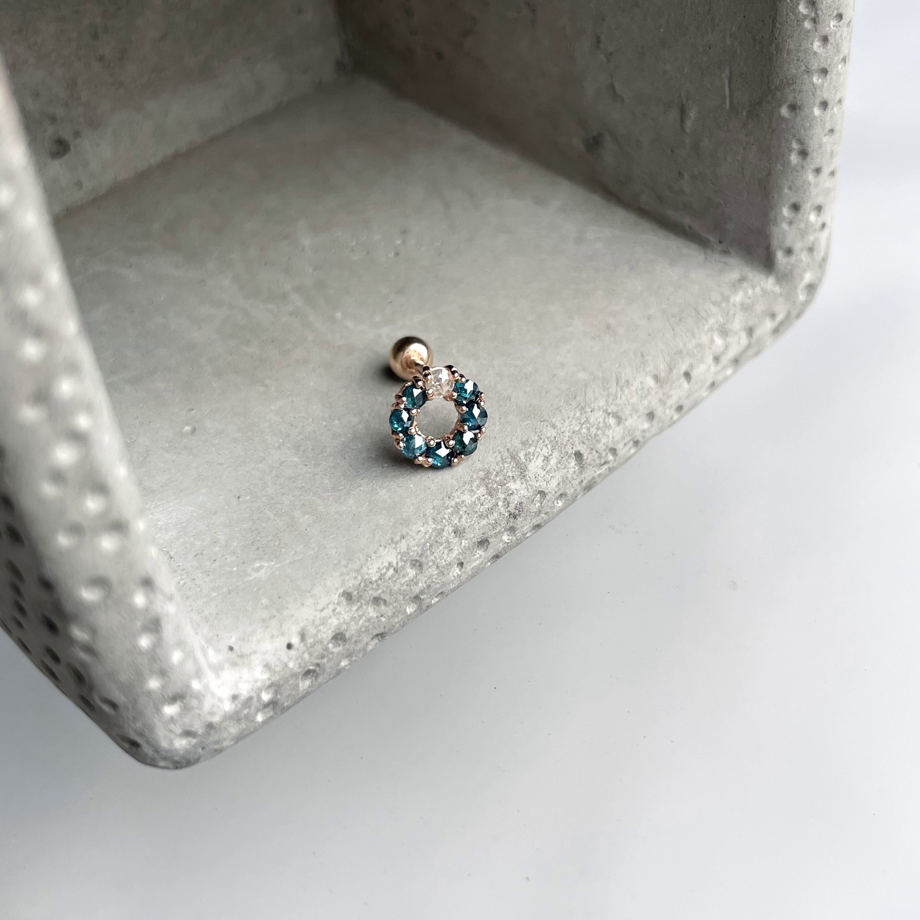 14K甜甜圈藍灰鑽原礦轉珠耳環