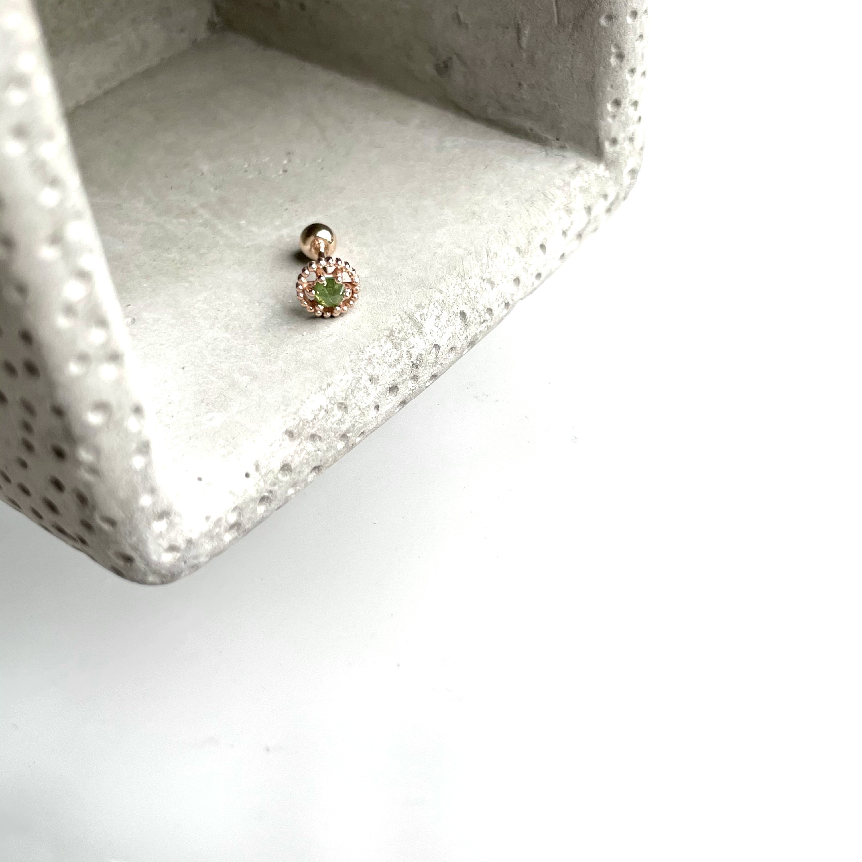 14K復古簍空綠鑽原礦轉珠耳環