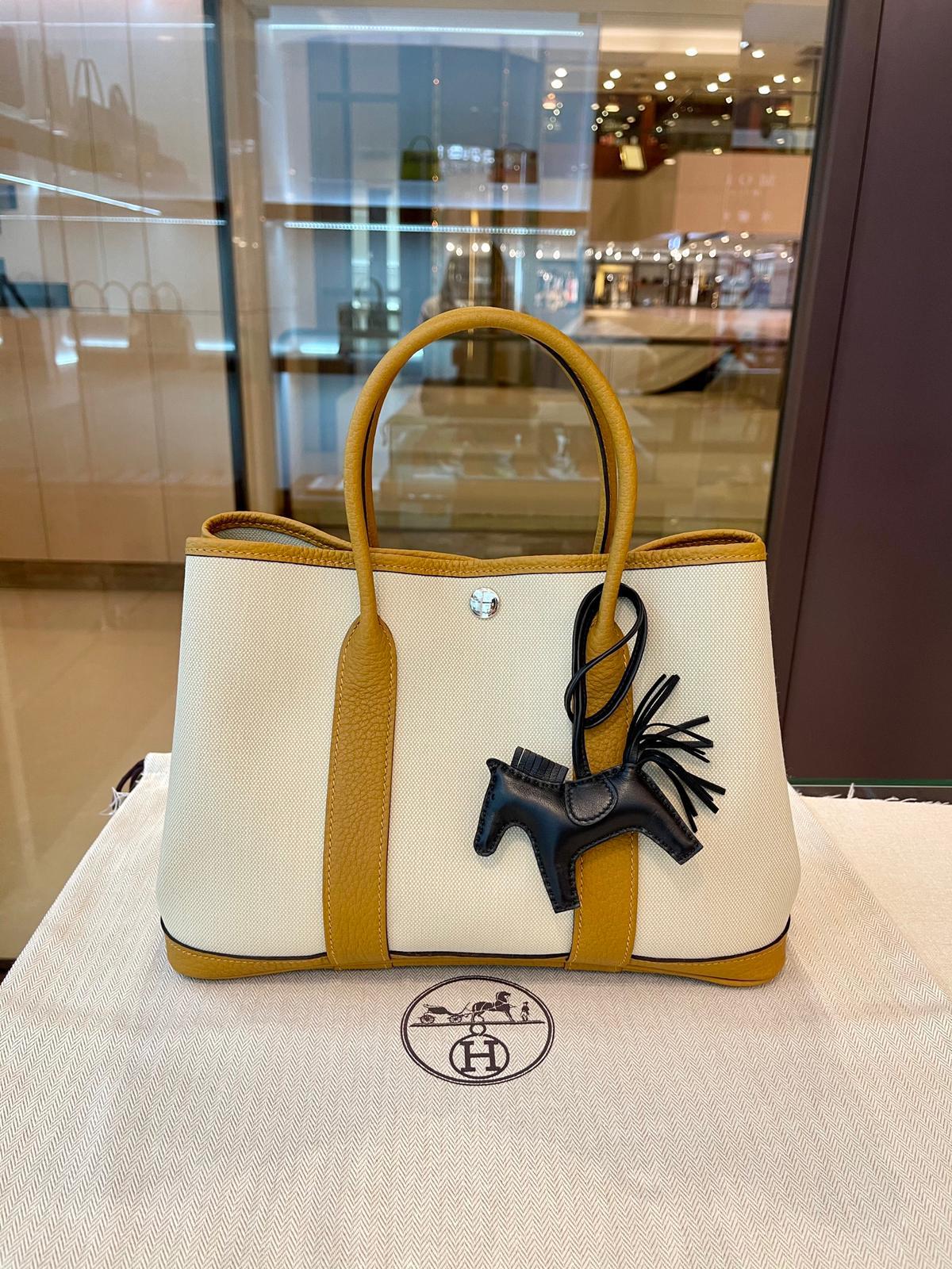 Garden party 30 8L beton/ 3H ocre canvas W