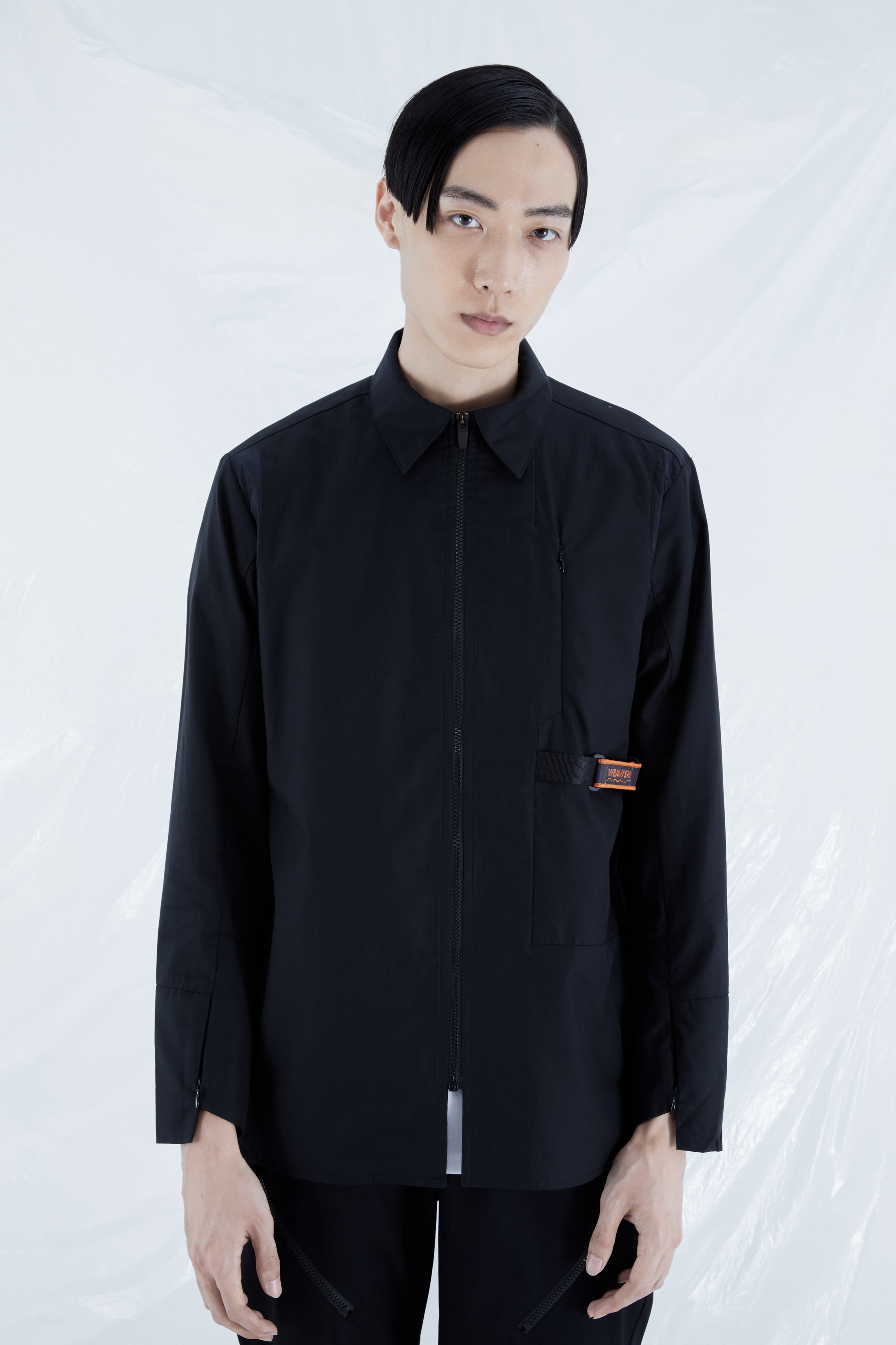 防潑水梯形剪接拉鍊襯衫 - 黑