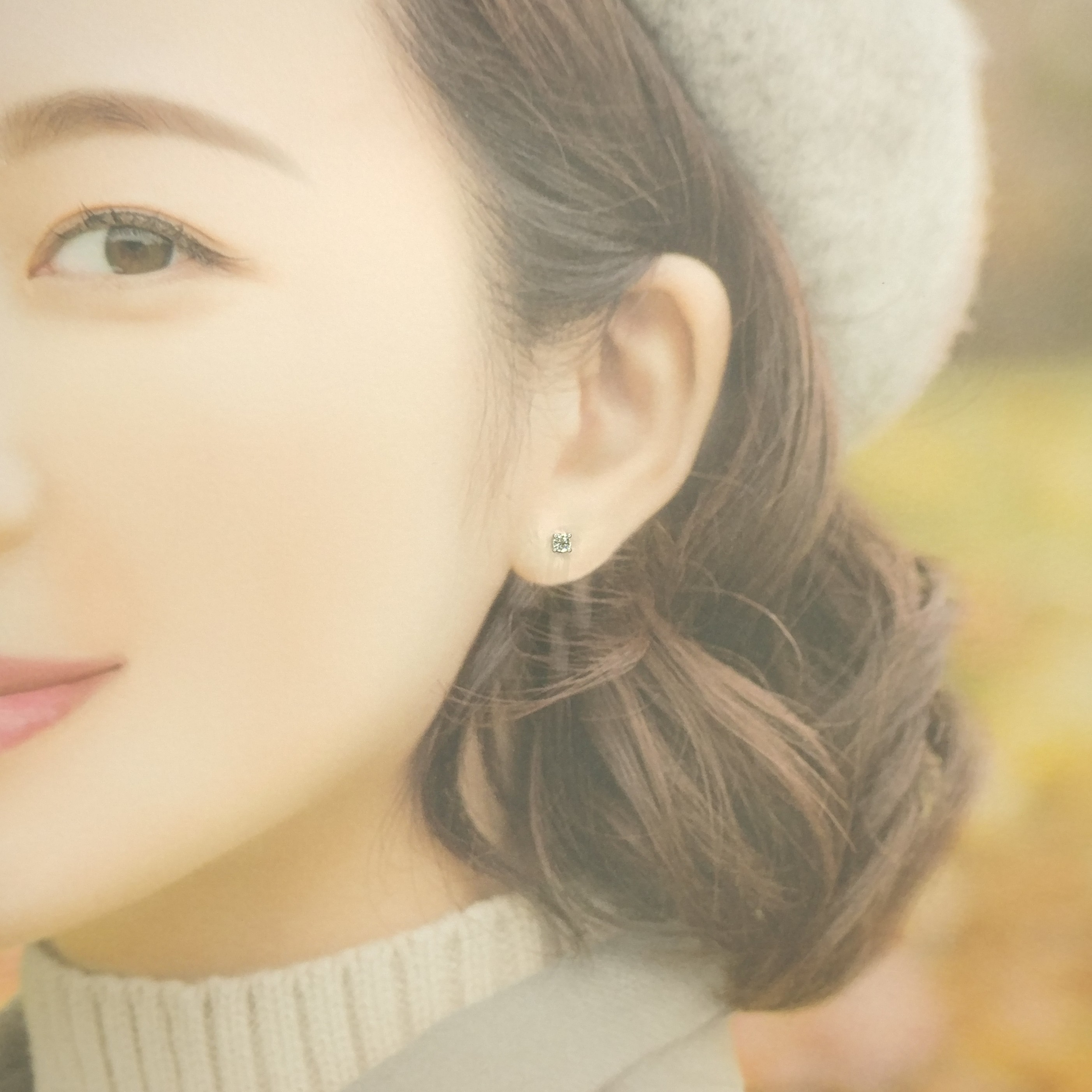 全新18K白金【主石24份鑽石】4爪耳環