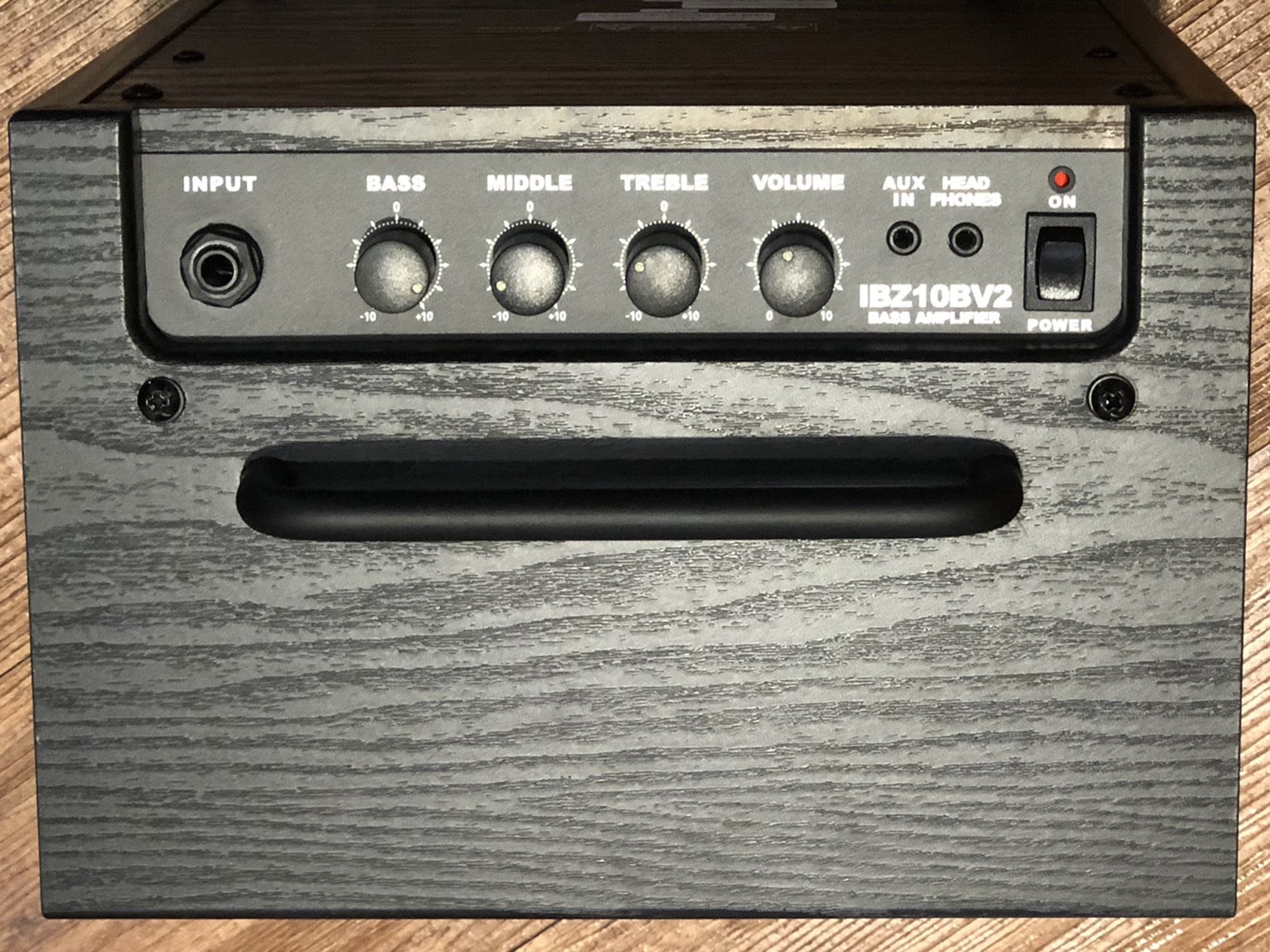 Ibanez IBZ10B V2 10瓦電貝斯音箱 音質佳 高質感 Bass Amp
