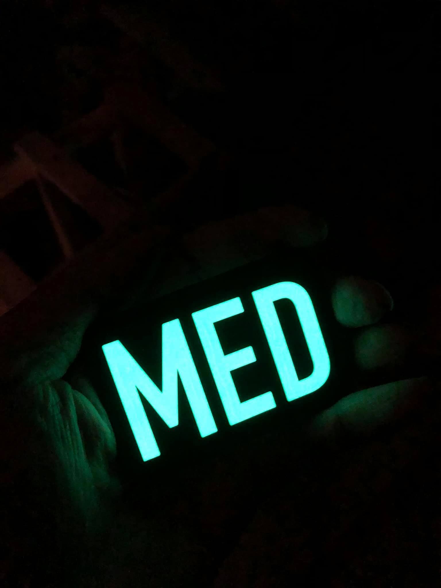 CountyComm “ MED” 2'X3“ PVC發光臂章