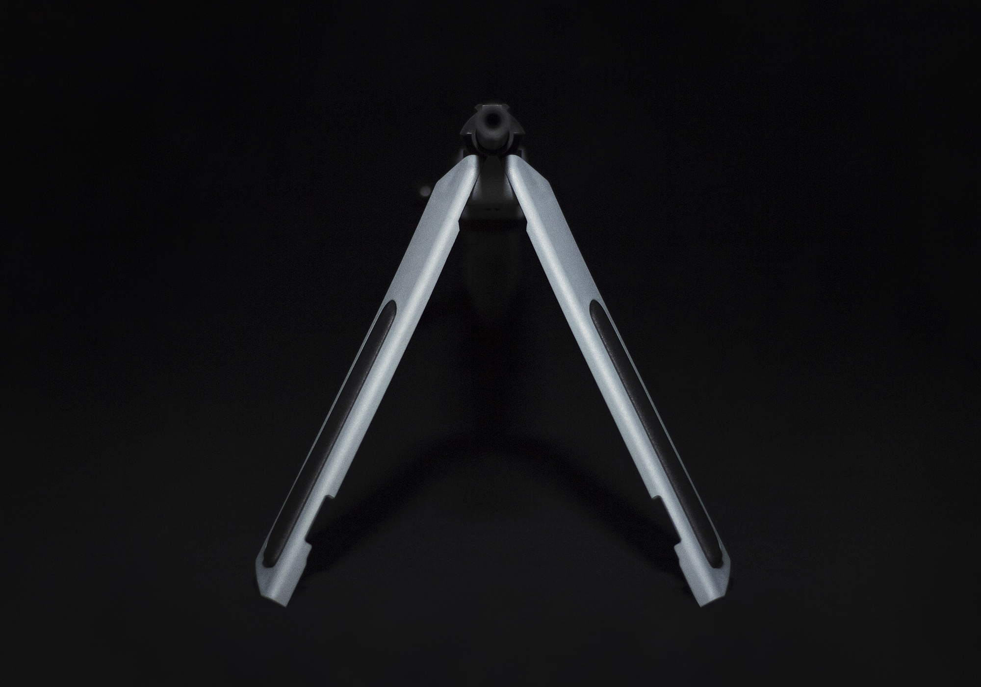 modify-airsoft-scout-detail-integrated-bipod