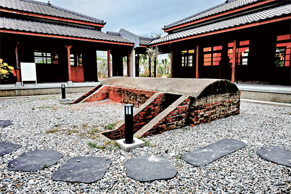 台肥,台海生技,花蓮景點,台灣海礦館,免費景點,免門票,花蓮旅遊,花蓮好玩,免費停車,神社,台肥構內社,防空洞,泡腳,足浴,深層海水,冰涼,親子DIY,台肥集團,海洋深層水,乖乖