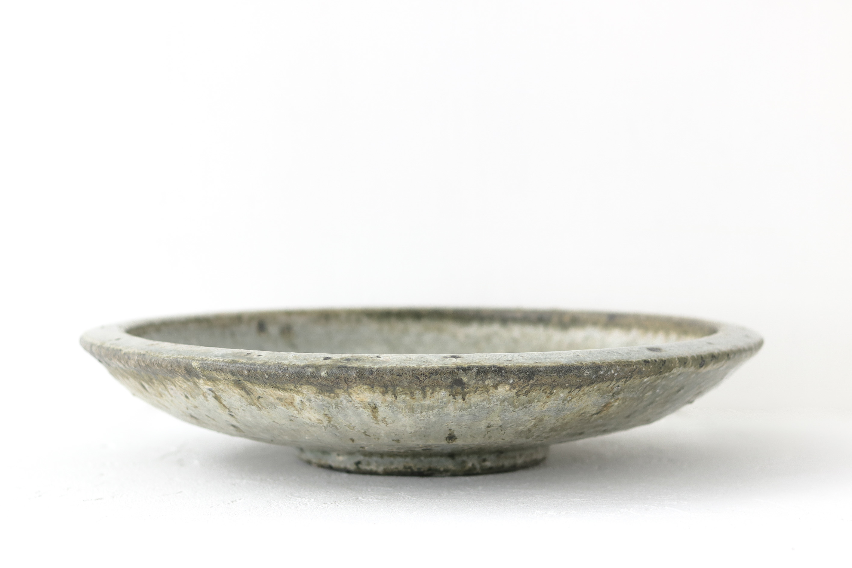 +g 八田亨-白掛石皿 (φ37cm)