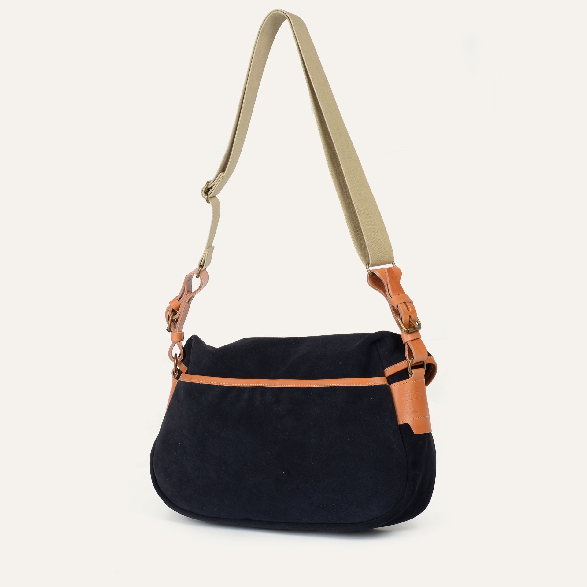 Fisherman's Musette M / Suede - Musk