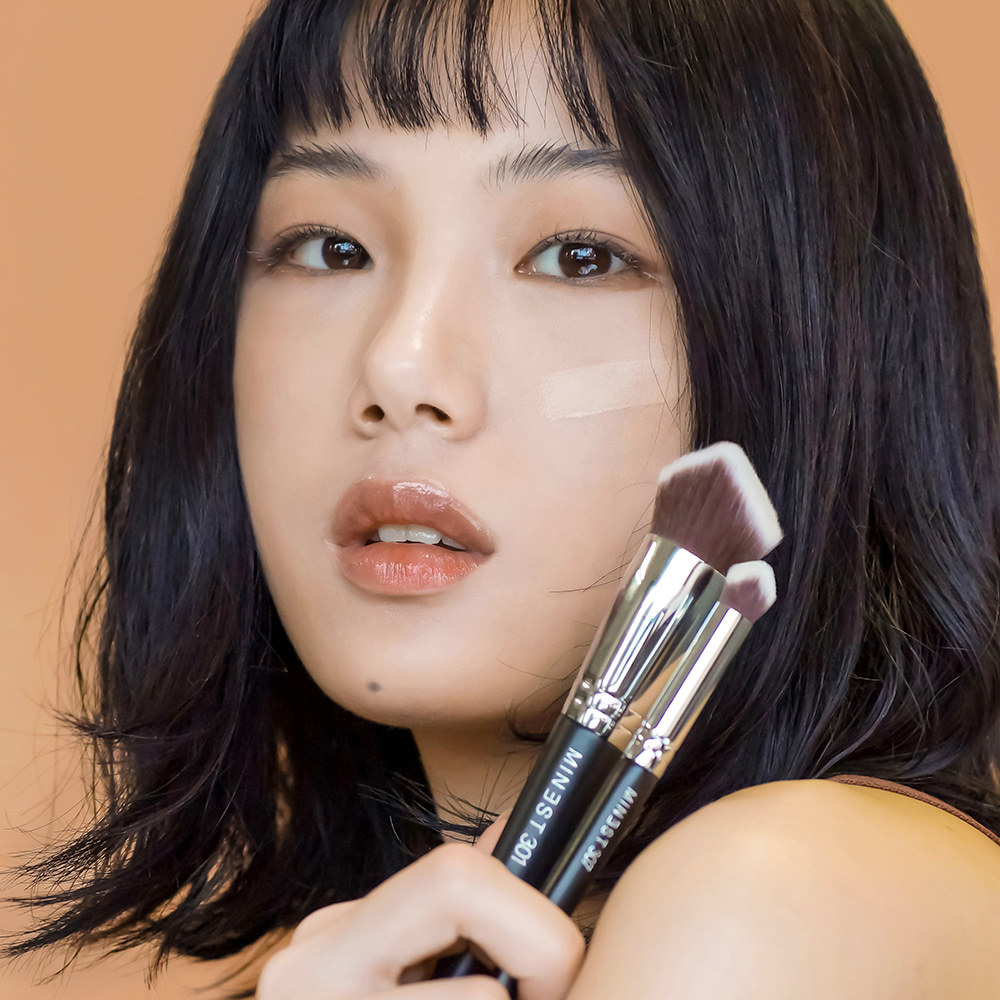 MINEST Micro Soft Base Makeup Brush No.301 & 307