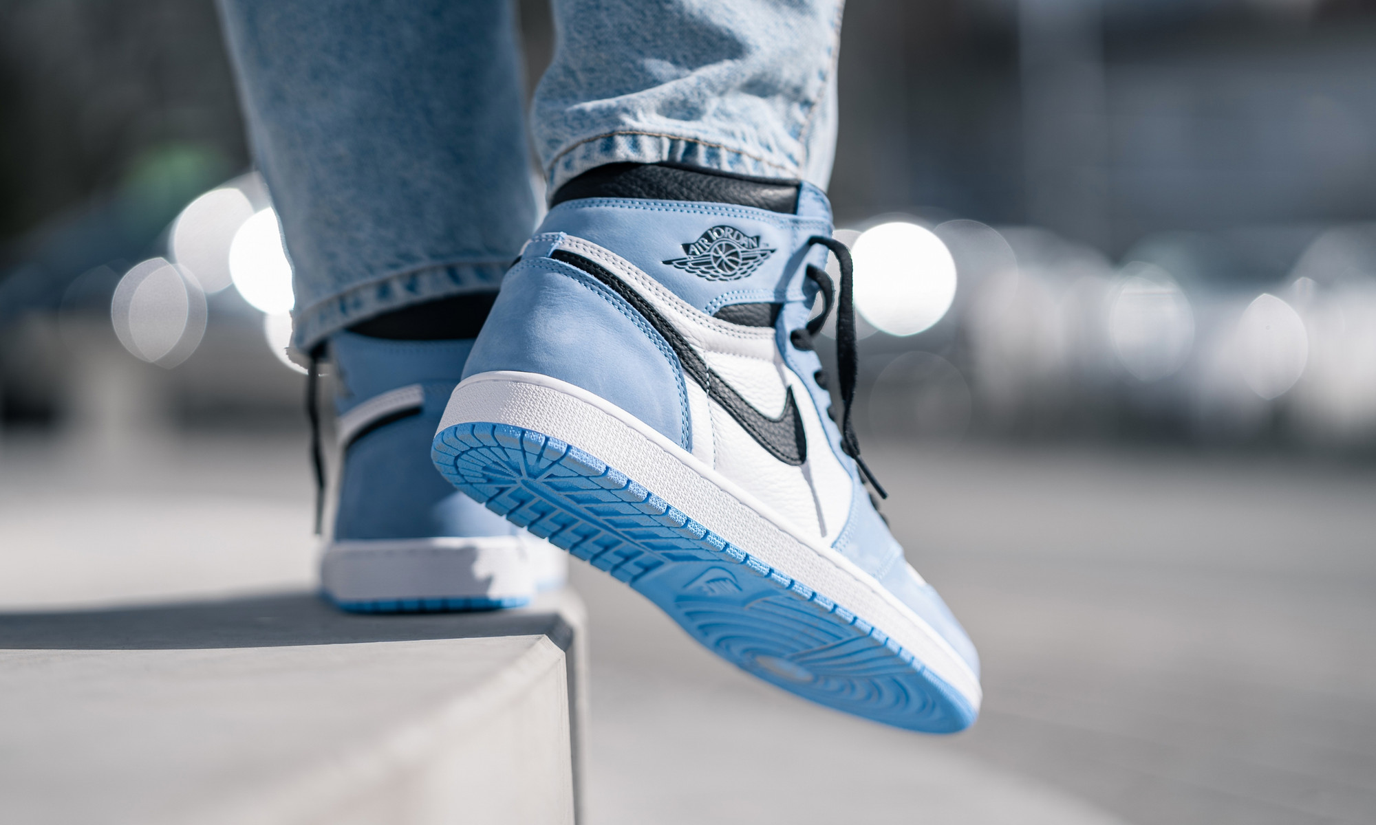 Кроссовок air jordan 1 og. Nike Air Jordan 1 Retro High White University Blue Black. Nike Air Jordan 1 University Blue. Air Jordan 1 Retro High og Blue. Air Jordan 1 Retro High og University Blue.