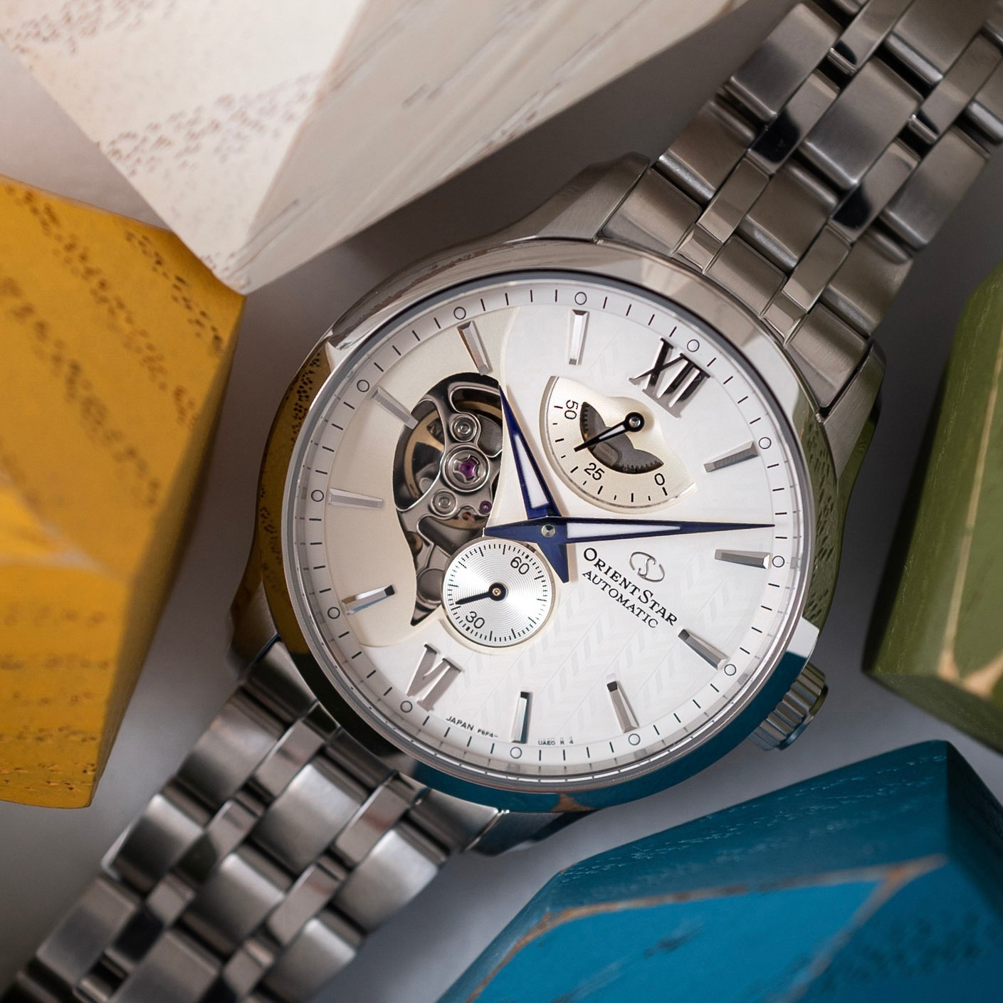 ORIENT STAR 布紋面 鏤空機械錶 鋼帶 RE-AV0B01S00B