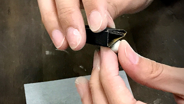 寶石自己做，做一顆角面寶石 石頭耳針示範