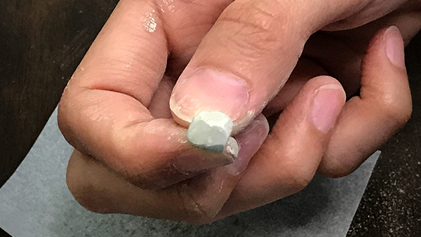 寶石自己做，做一顆角面寶石 石頭耳針示範