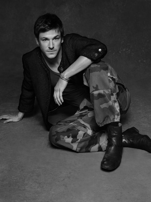 【車庫服飾】Chanel "The Little Black Jacket"攝影展 小黑外套 展覽 名人 海報