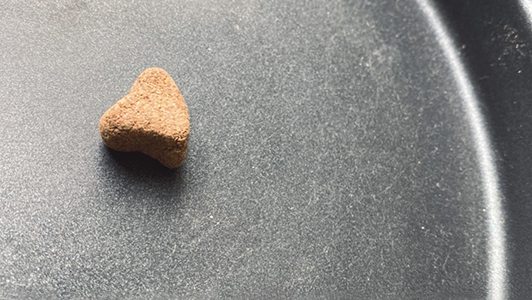 銀黏土如何有弧度呢? 中子土讓你有曲線 簍空造型示範