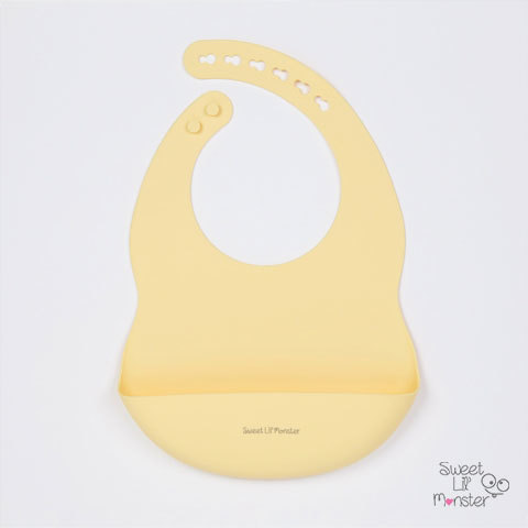 〖 Sweet Lil' Monster 〗馬卡龍黃矽膠防水圍兜