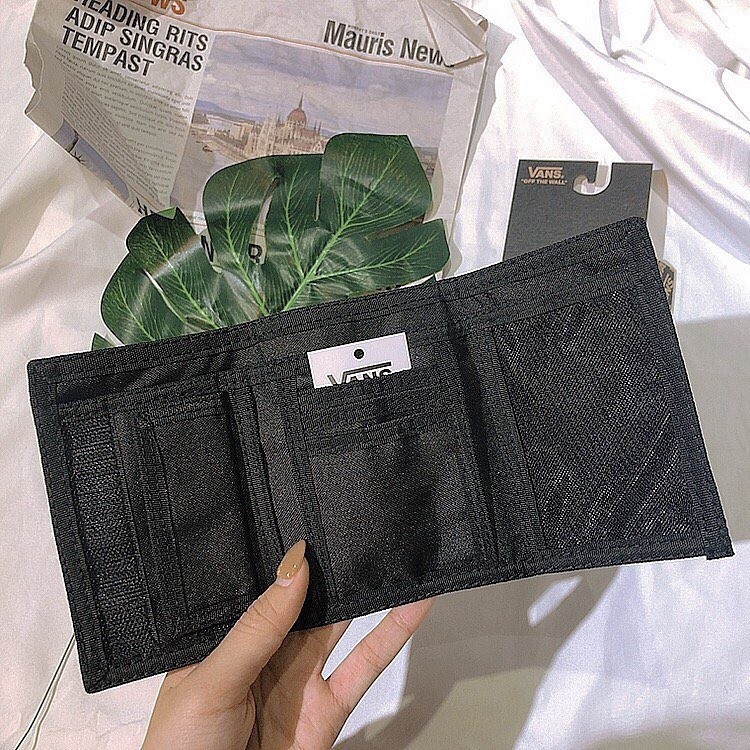 Vans 棋盤格 小布標 短夾﻿ 帆布材質 黑色