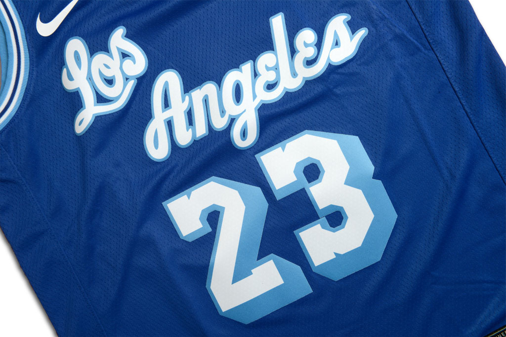 Nike 洛杉磯湖人隊 LeBron James 復古之夜 Swingman 球衣