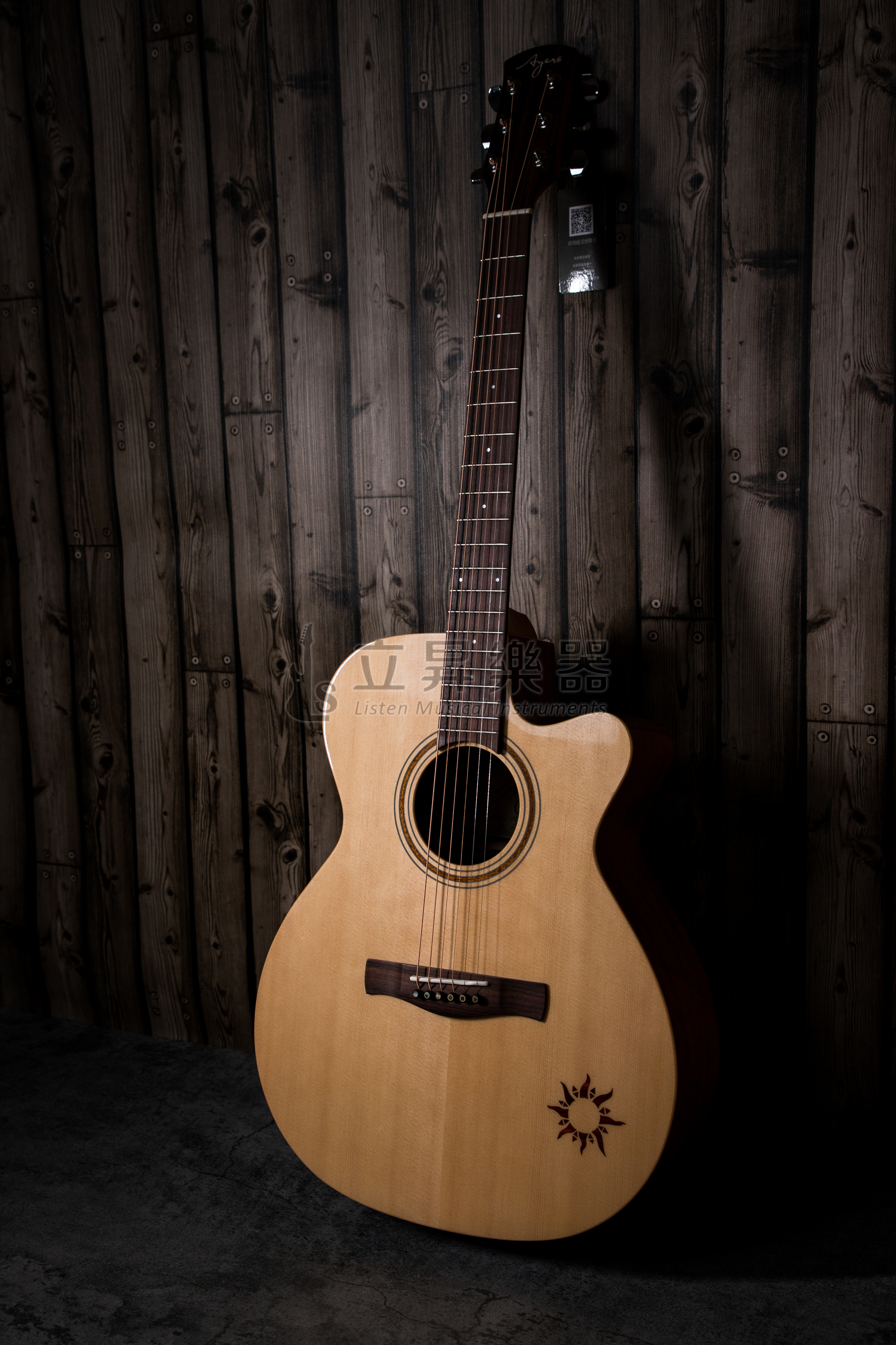 Ayers ACS-NW 雲杉木面單板 侧背桃花心木單板 缺角 全單板木吉他 亮面漆 小太陽標誌 附原廠厚袋 第 3 張圖片｜三峽吉他 / Bass