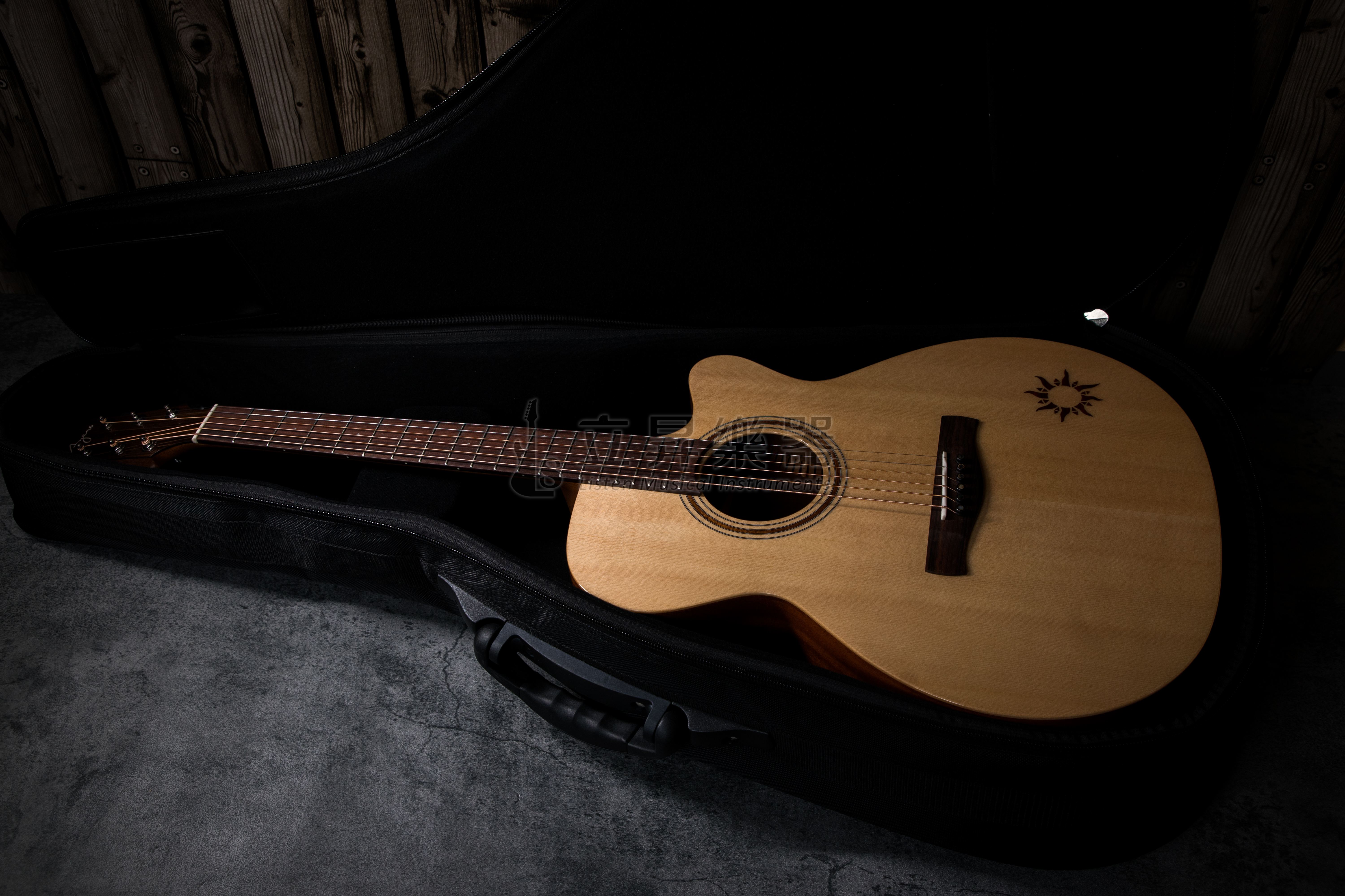 Ayers ACS-NW 雲杉木面單板 侧背桃花心木單板 缺角 全單板木吉他 亮面漆 小太陽標誌 附原廠厚袋