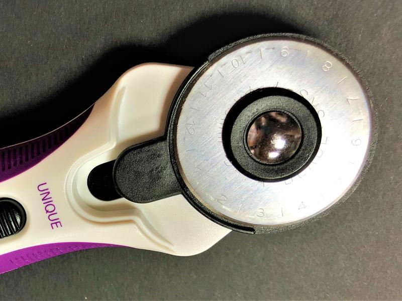 『UNIQUE』45mm輪刀（裁刀）