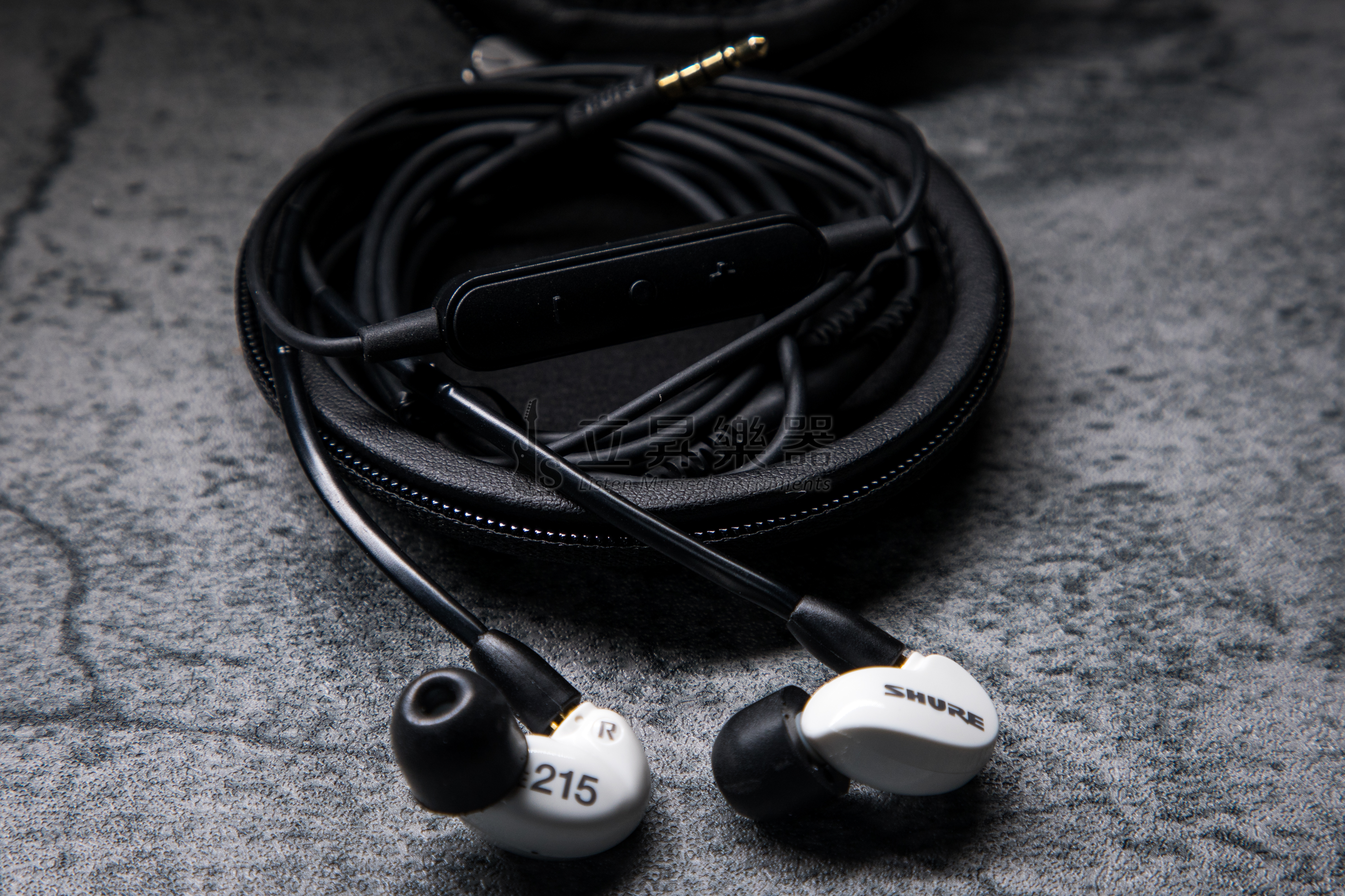 Shure SHURE AONIC 215 通話監聽隔音耳機 線控 耳麥 監聽 監聽耳機 In ear monitor IEM 黑 白 第 3 張圖片｜三峽錄音 / 音響