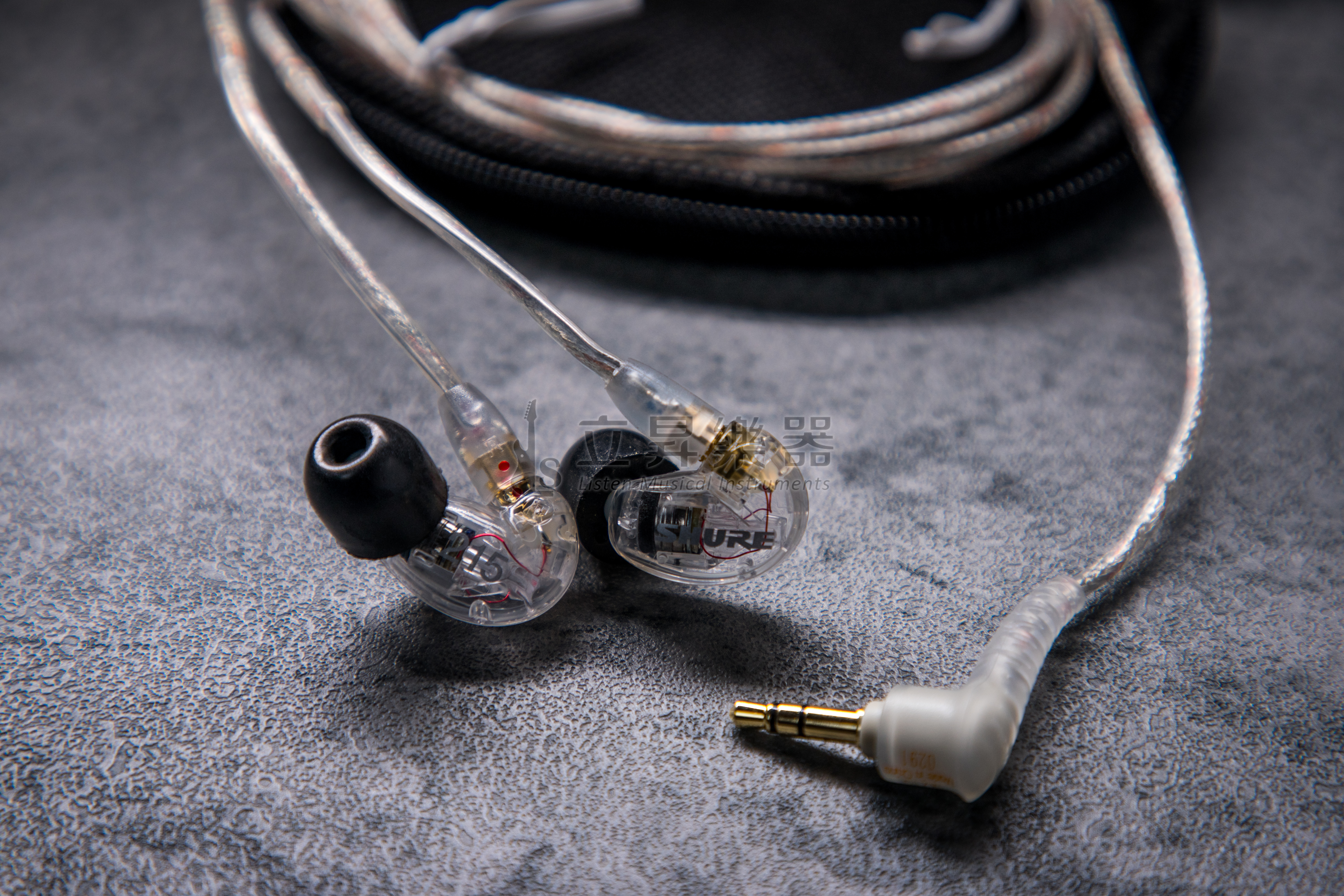 SHURE SE215 CL-A SPE-A 兩款耳道式入耳式監聽監聽耳機低音