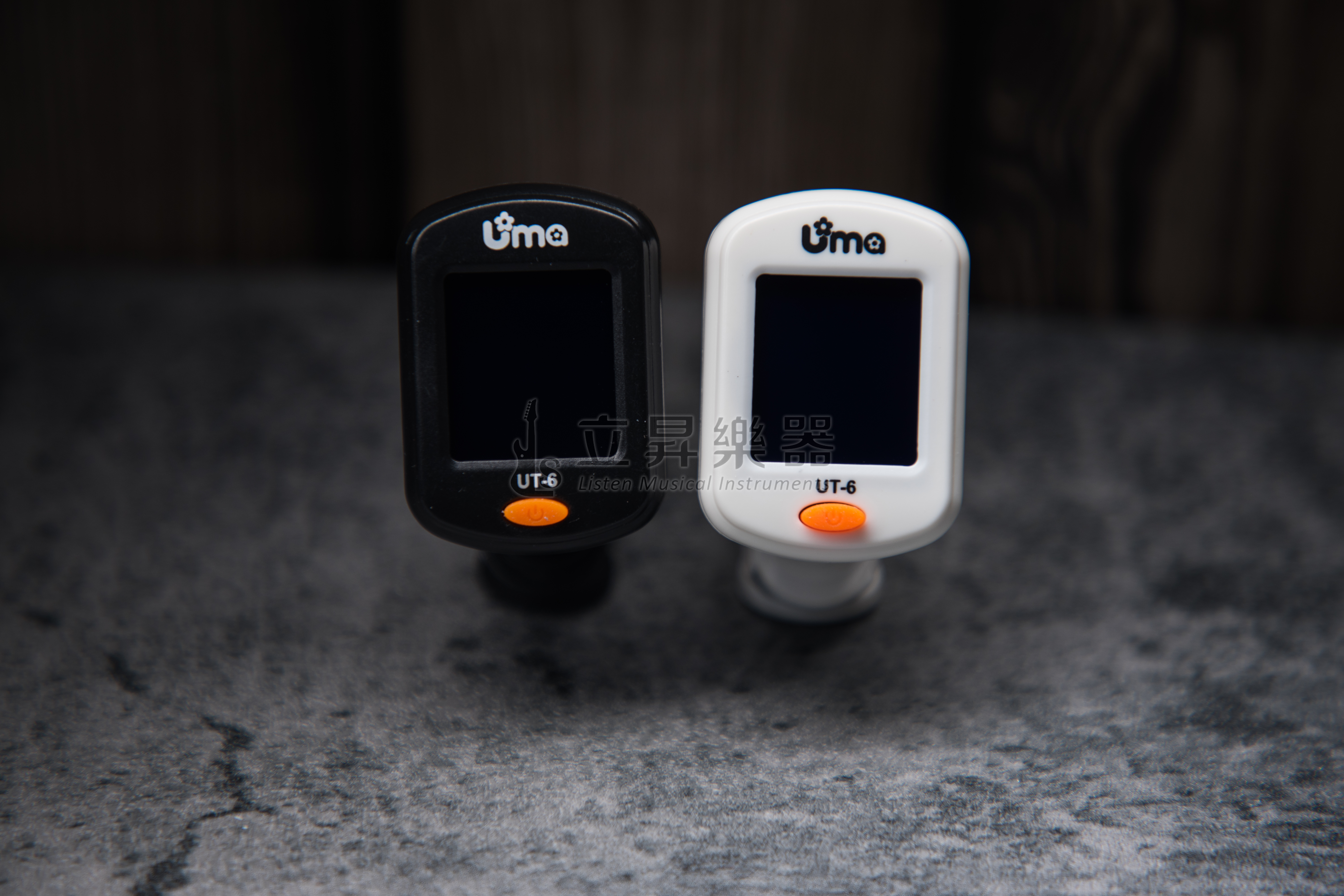 Uma UT-6 夾式調音器 2021新款式 黑 白 全頻 調音器 吉他調音器 烏克麗麗調音器 貝斯調音器 小提琴調音器